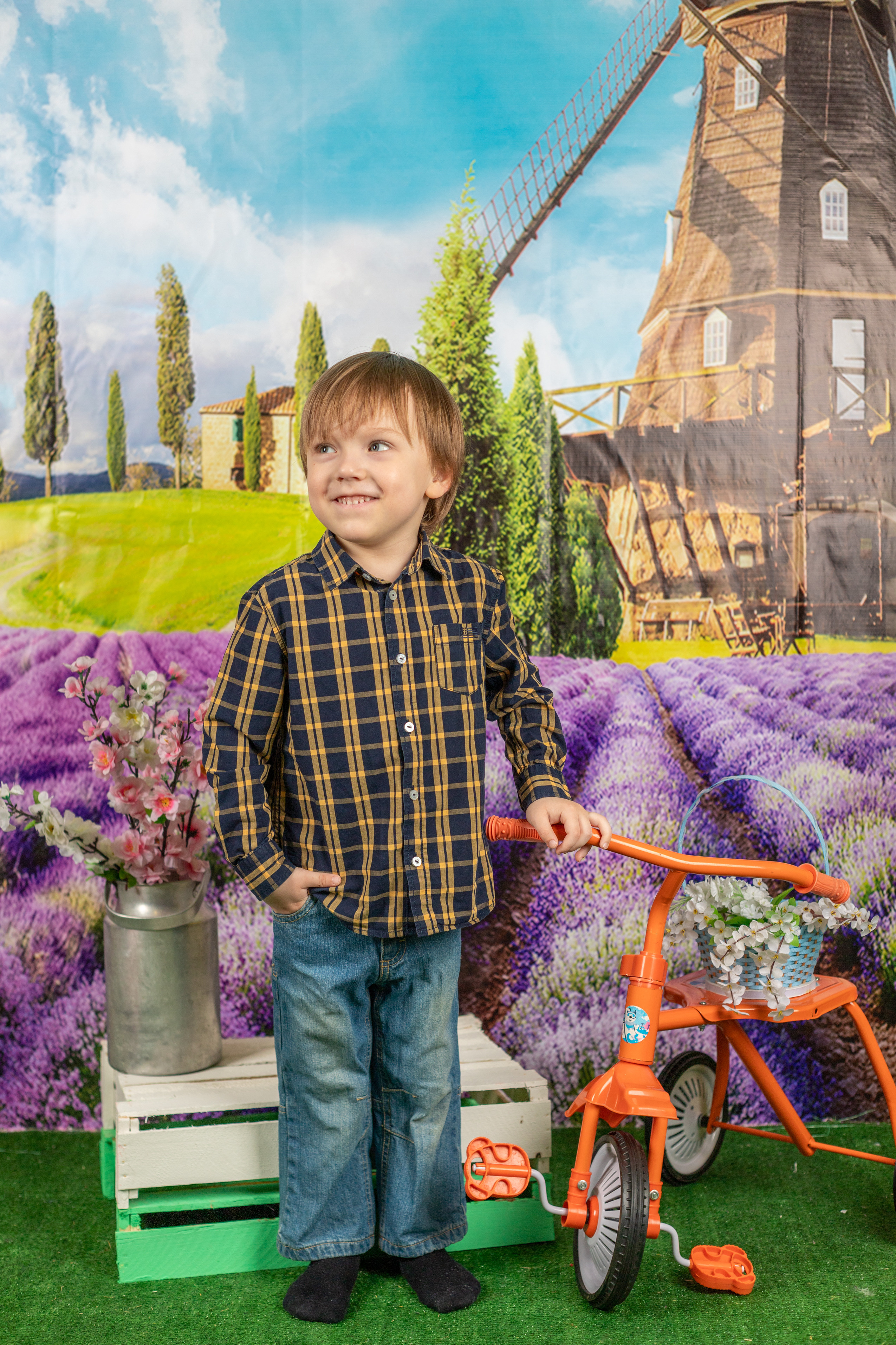 Весенняя фотосессия. Альбомы с самого детства. +79237847111