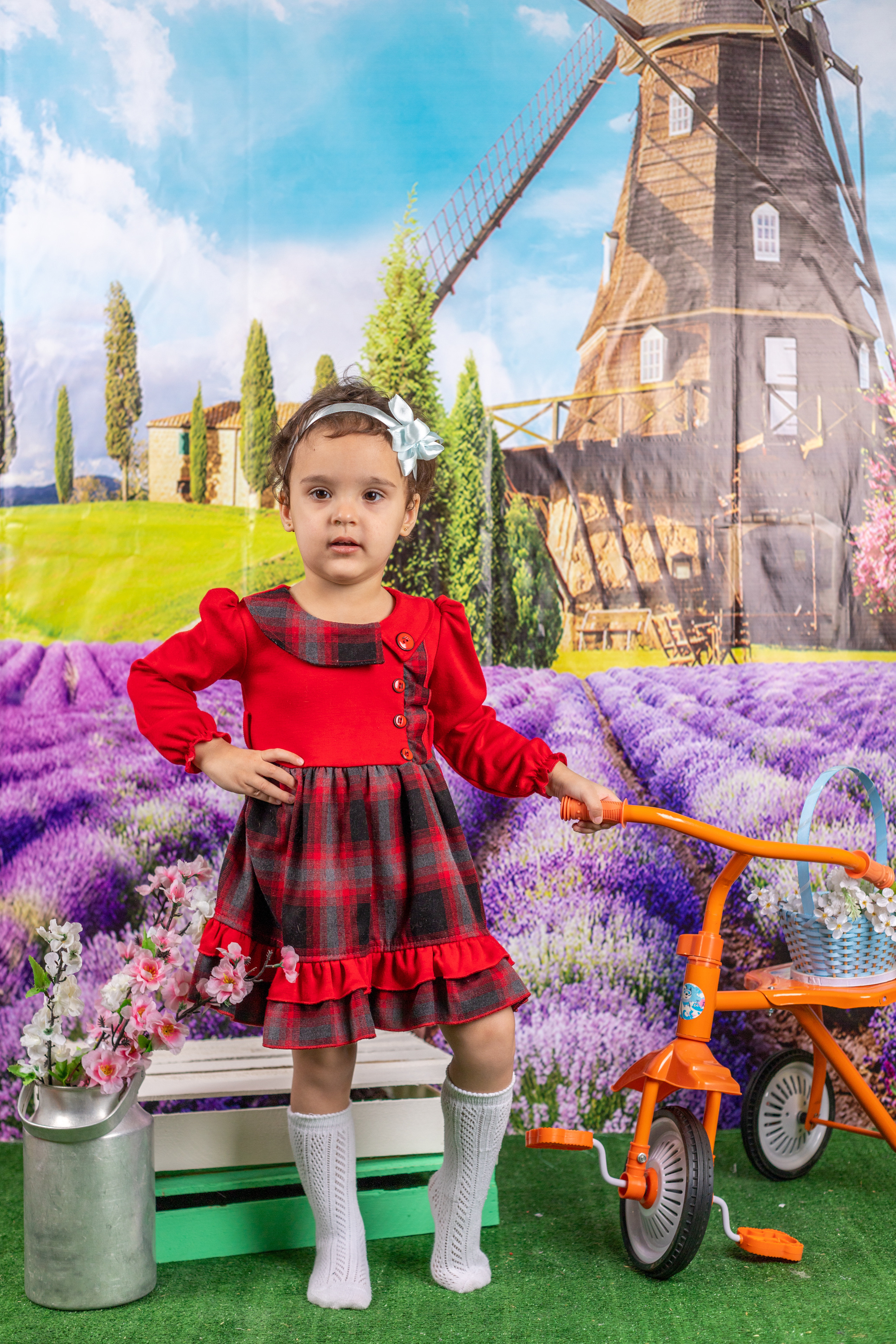 Весенняя фотосессия. Альбомы с самого детства. +79237847111