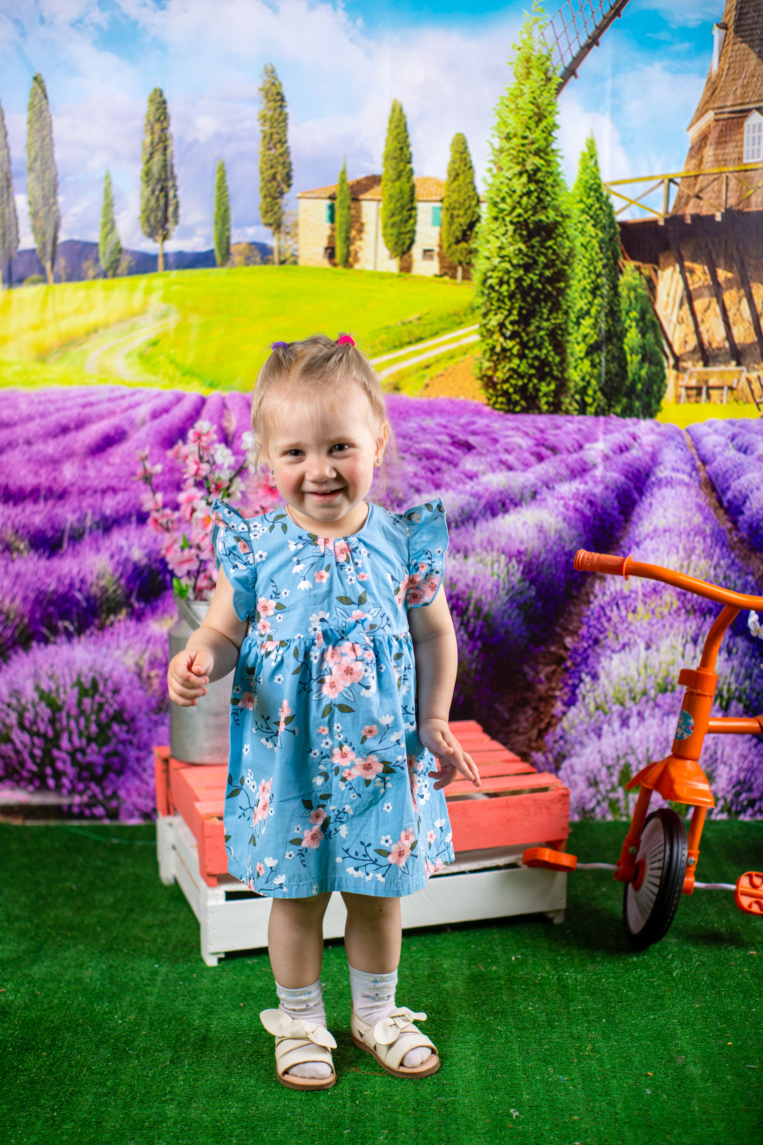 Весенняя фотосессия. Альбомы с самого детства. +79237847111