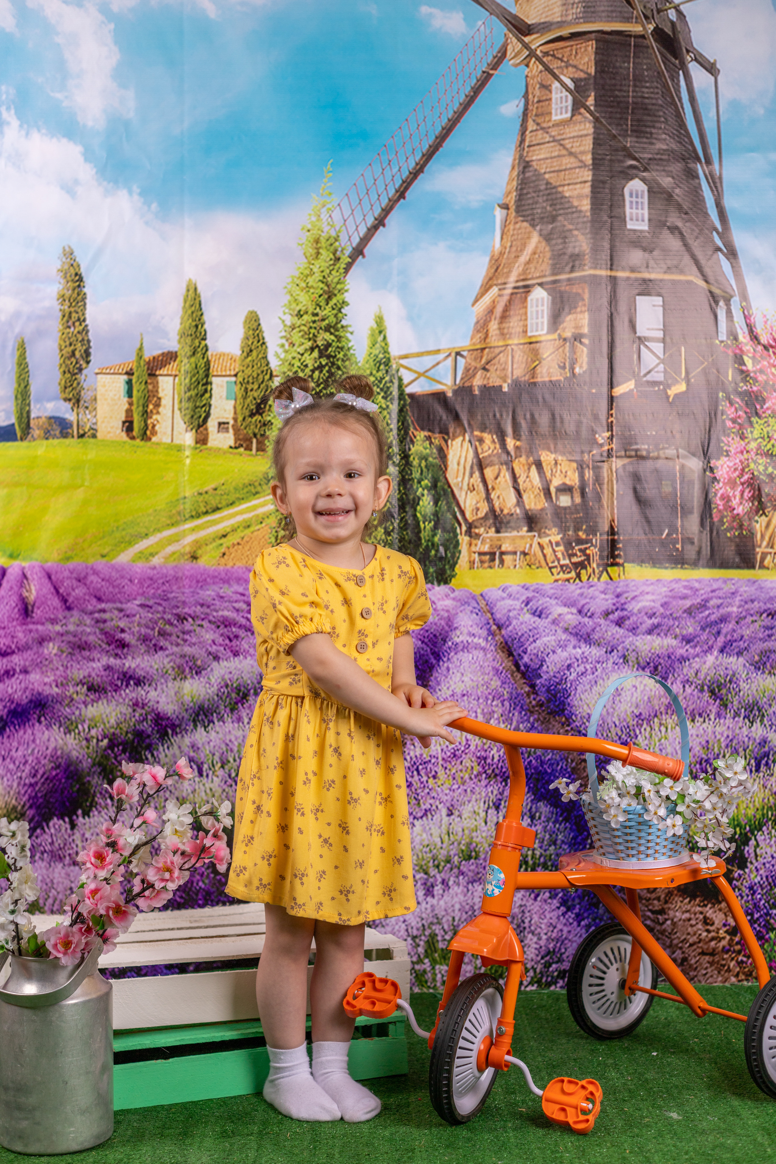 Весенняя фотосессия. Альбомы с самого детства. +79237847111