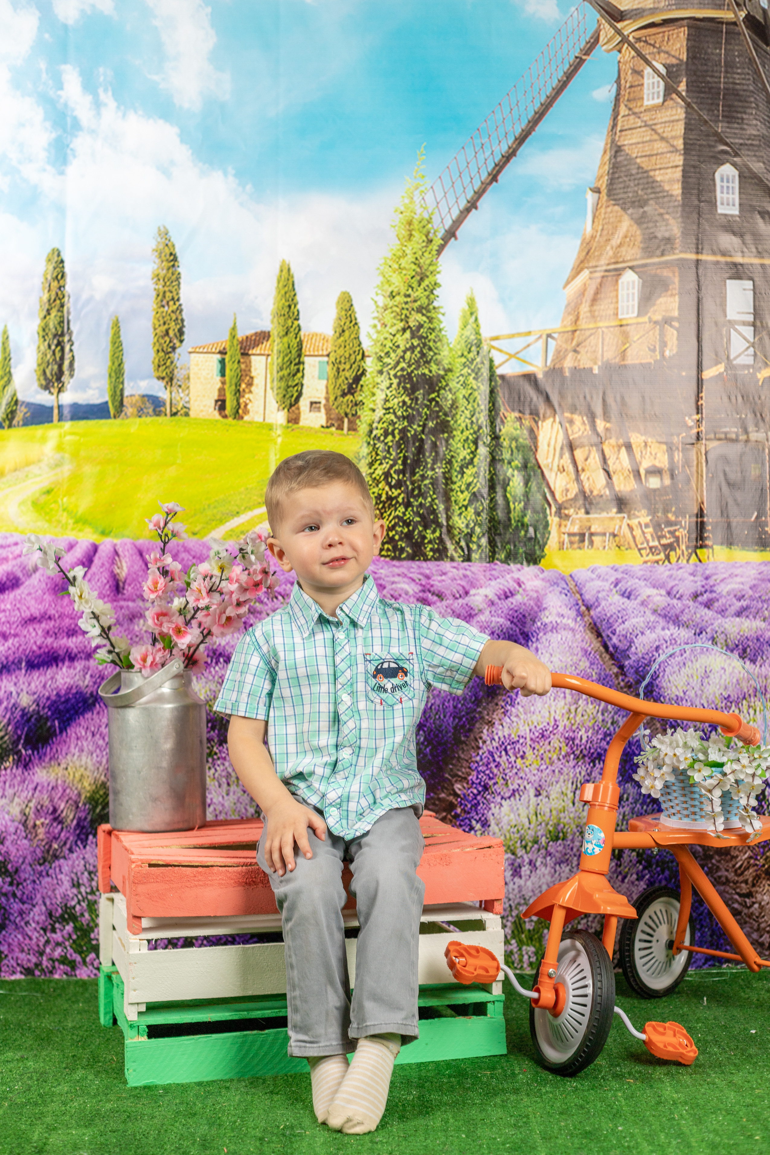 Весенняя фотосессия. Альбомы с самого детства. +79237847111