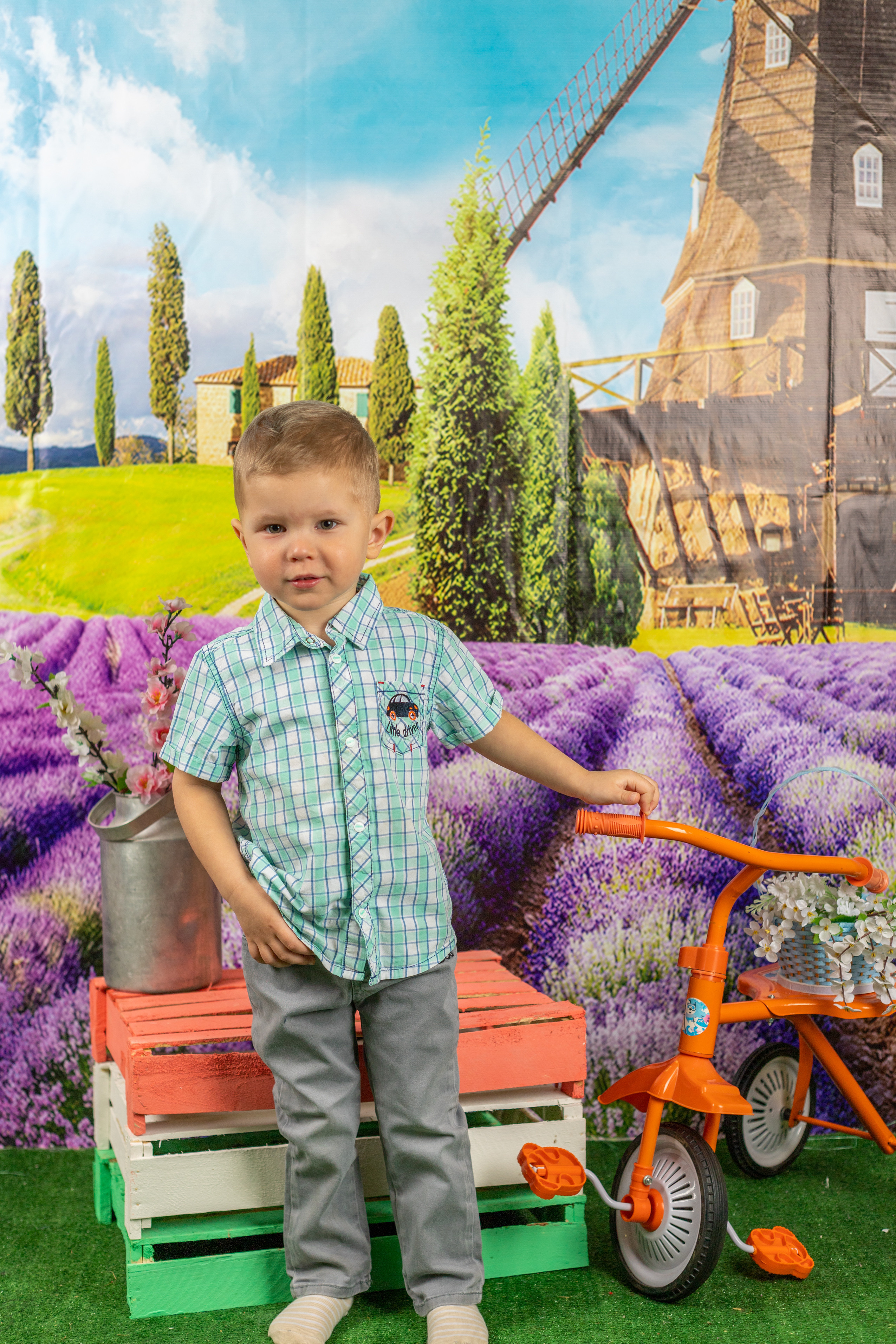 Весенняя фотосессия. Альбомы с самого детства. +79237847111