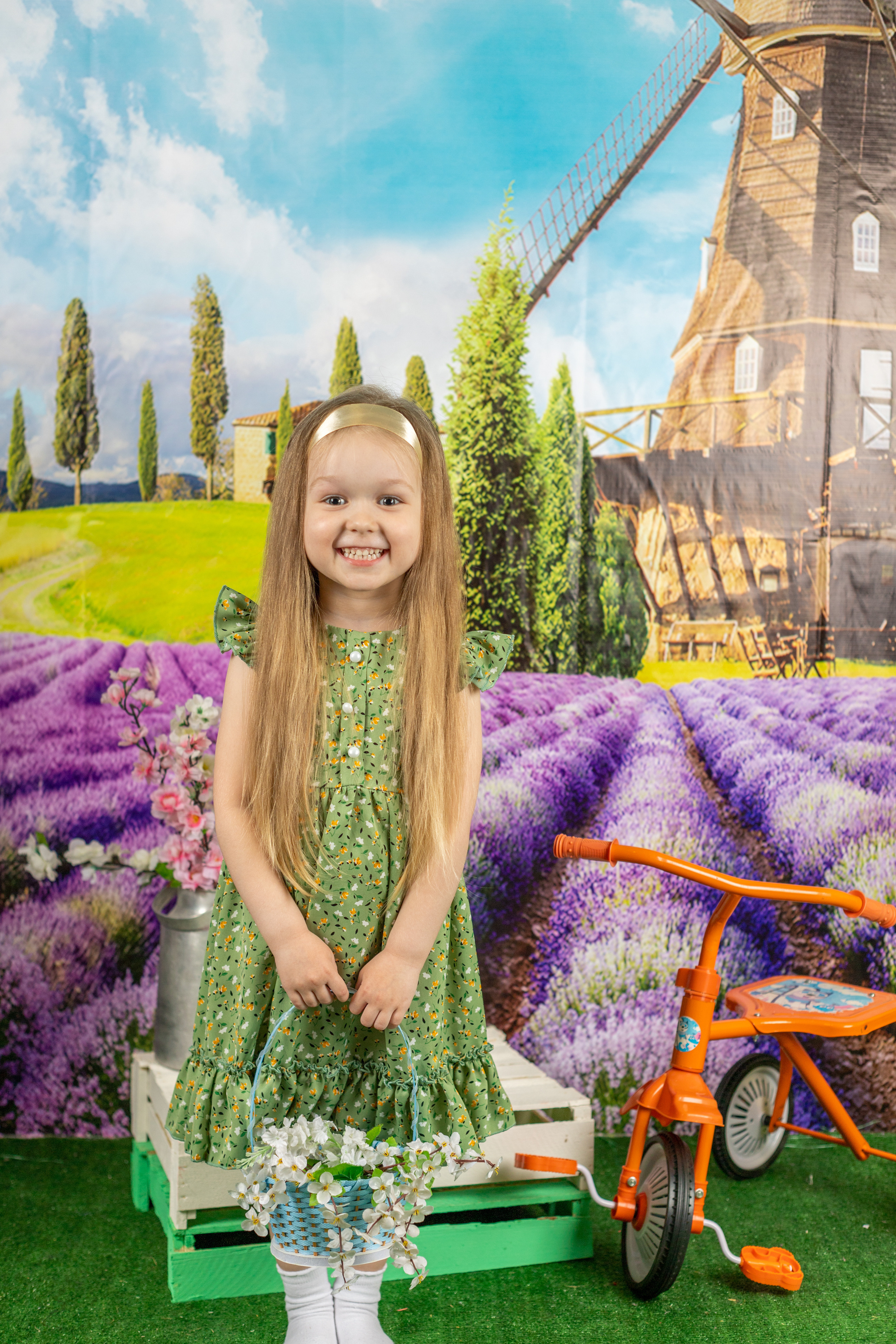 Весенняя фотосессия. Альбомы с самого детства. +79237847111