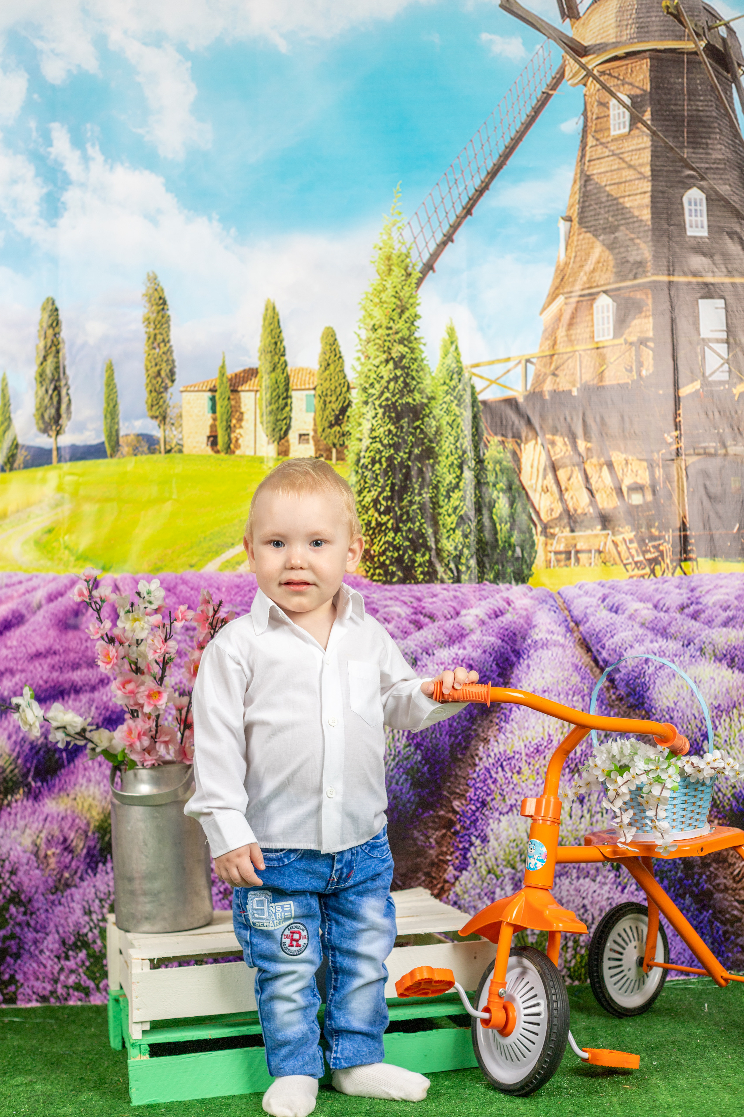 Весенняя фотосессия. Альбомы с самого детства. +79237847111