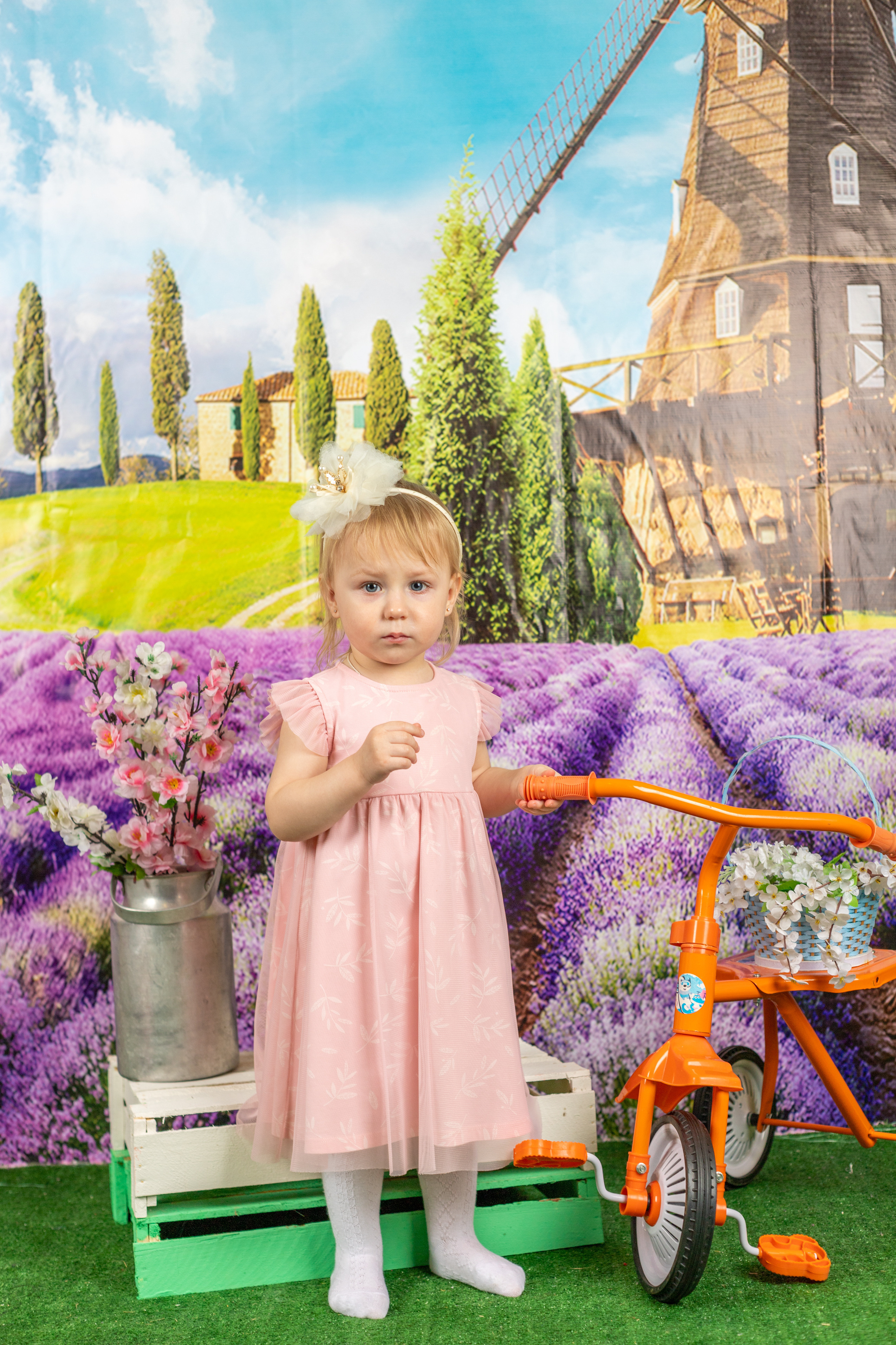 Весенняя фотосессия. Альбомы с самого детства. +79237847111