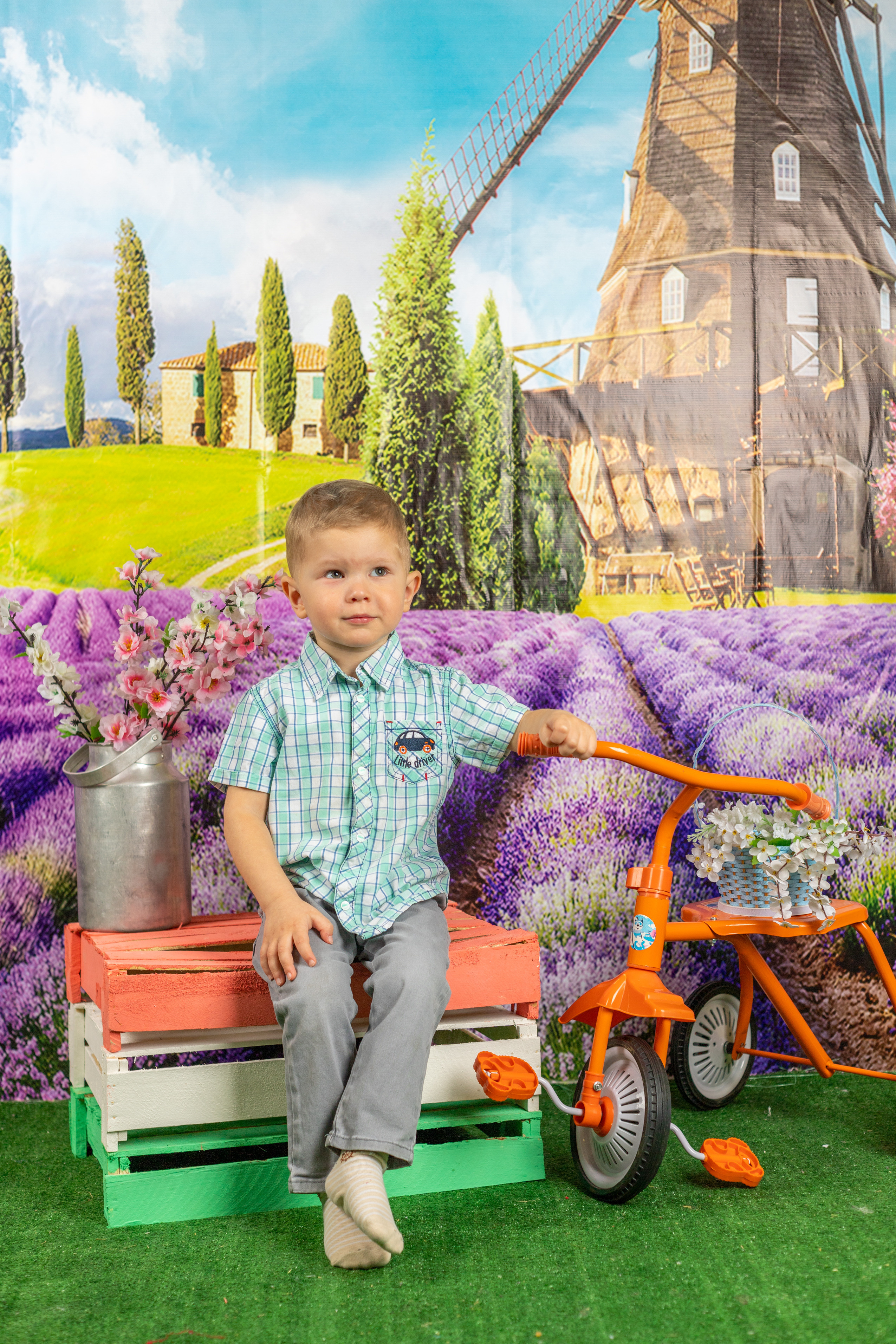 Весенняя фотосессия. Альбомы с самого детства. +79237847111