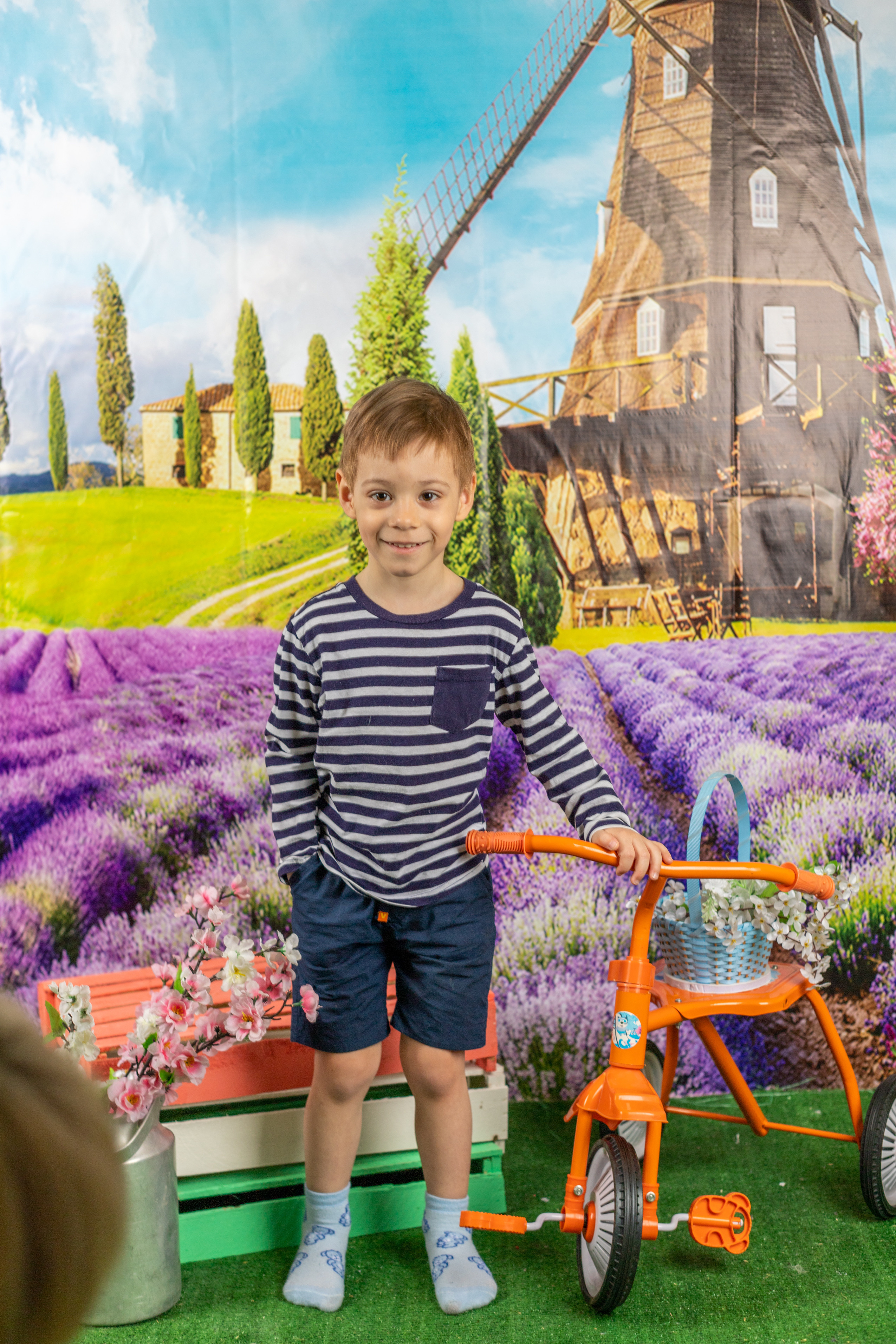 Весенняя фотосессия. Альбомы с самого детства. +79237847111