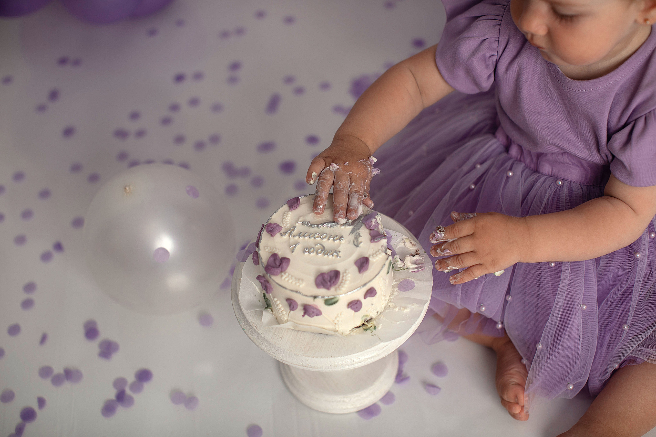 Съемка Первый тортик. Фотограф новорожденных