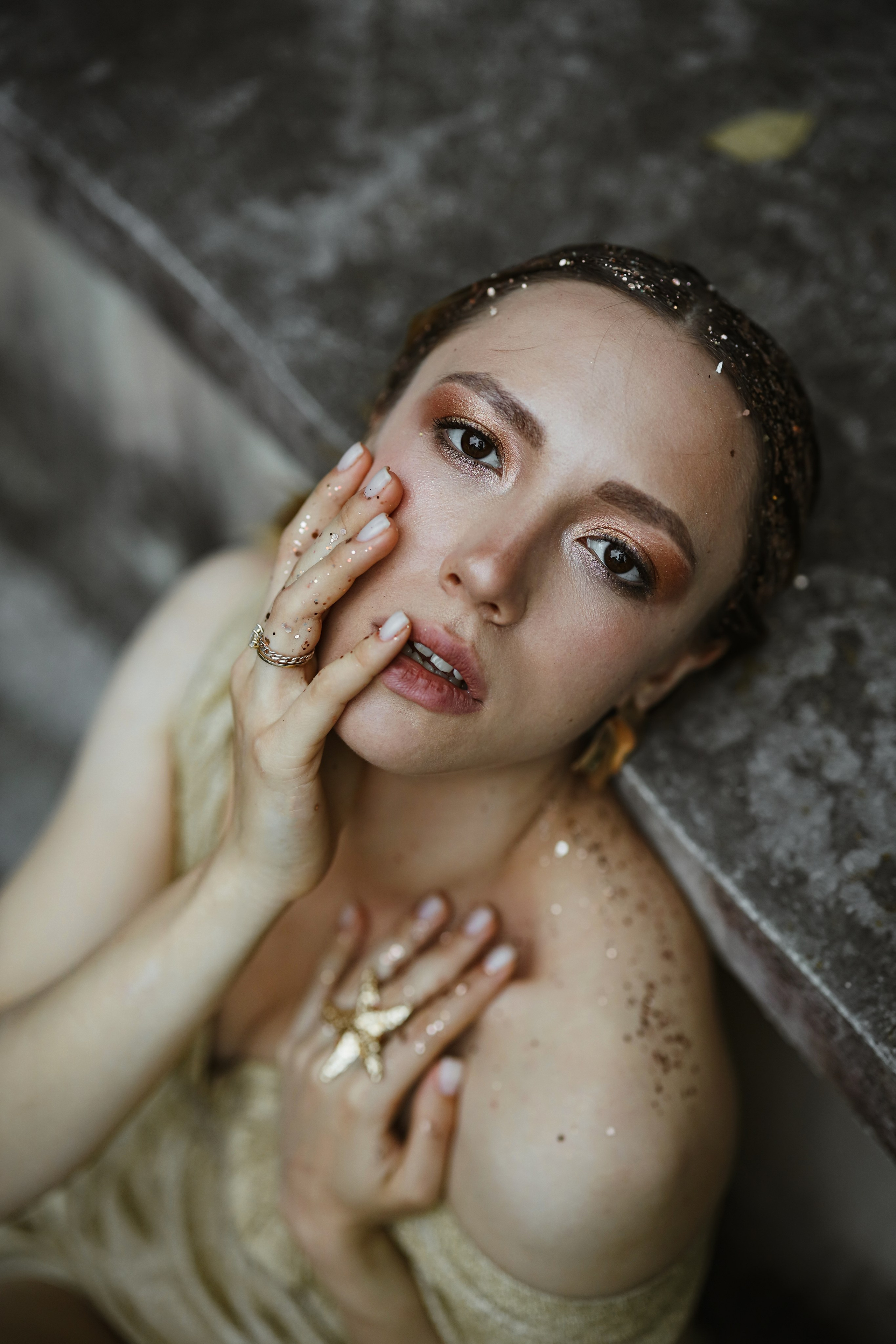 Фотосессия в заброшенном здании для Софии, Сухум, Абхазия. Свадебный и семейный фотограф в Абхазии Жанна Соснина