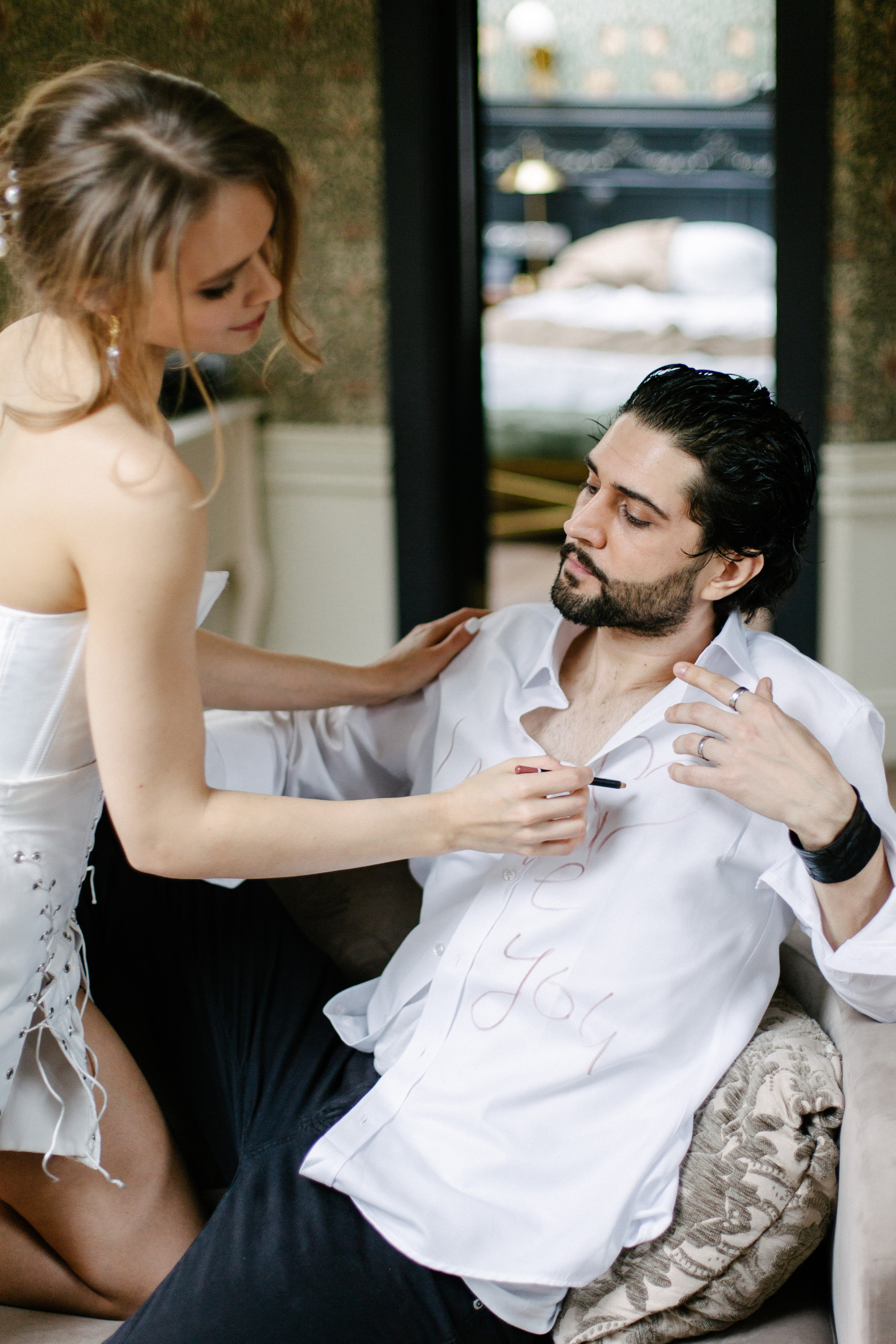 Свадебная фотосессия в бутик отеле Арбат 6, свадебный фотограф в Москве