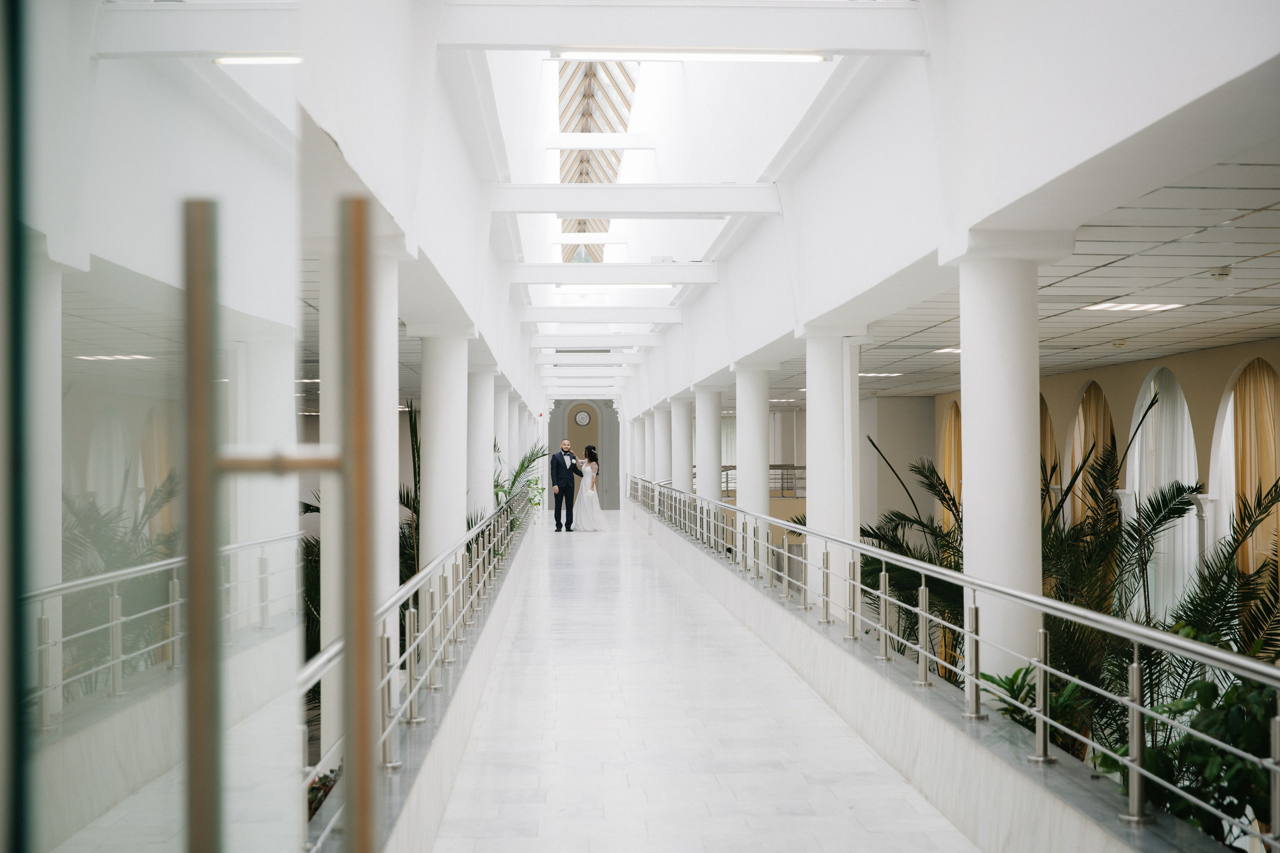 ВЫБОРГСКИЙ ЗАГС | июль, центр. Свадебный фотограф в Санкт-Петербурге Полина Корзухина