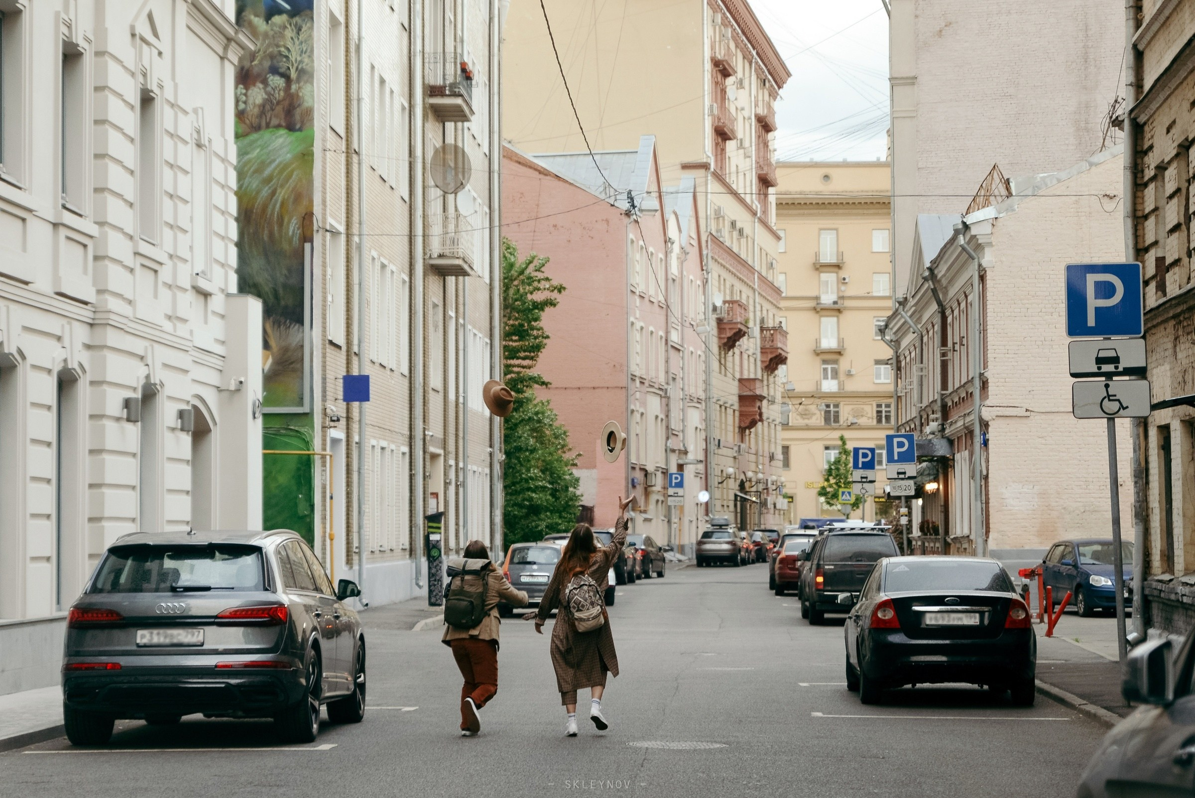 Love-story в городе. Свадебный и travel фотограф в Волгограде, Сочи, Домбае, Европе