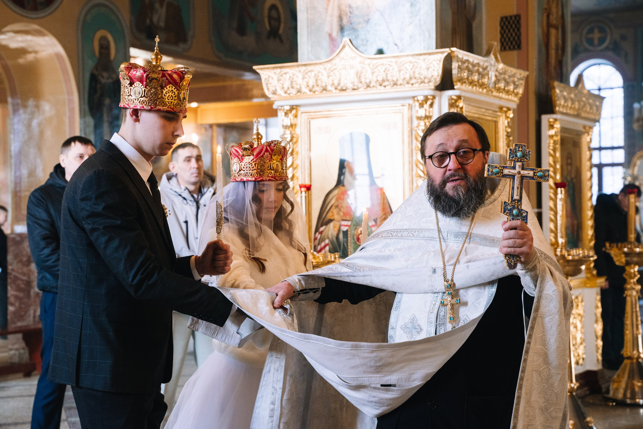 Свадебное портфолио. Дипломированный фотограф в Новосибирске. Фотографирую свадьбы, репортажи, индивидуальные фотосессии, lovestory(семейные)