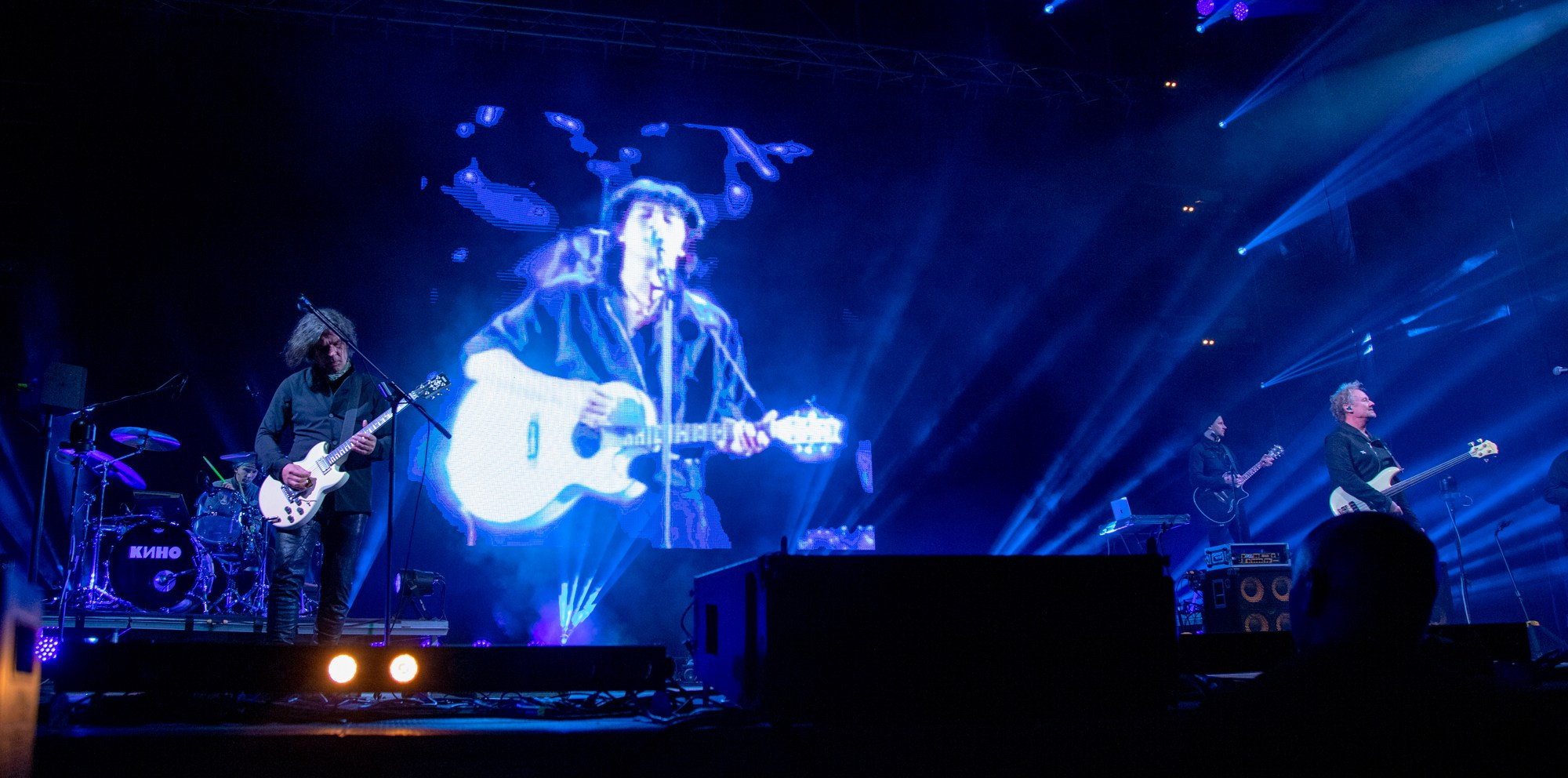 Группа «КИНО». Репортажный, промышленный и маркетплейс-фотограф Дмитрий Чернат