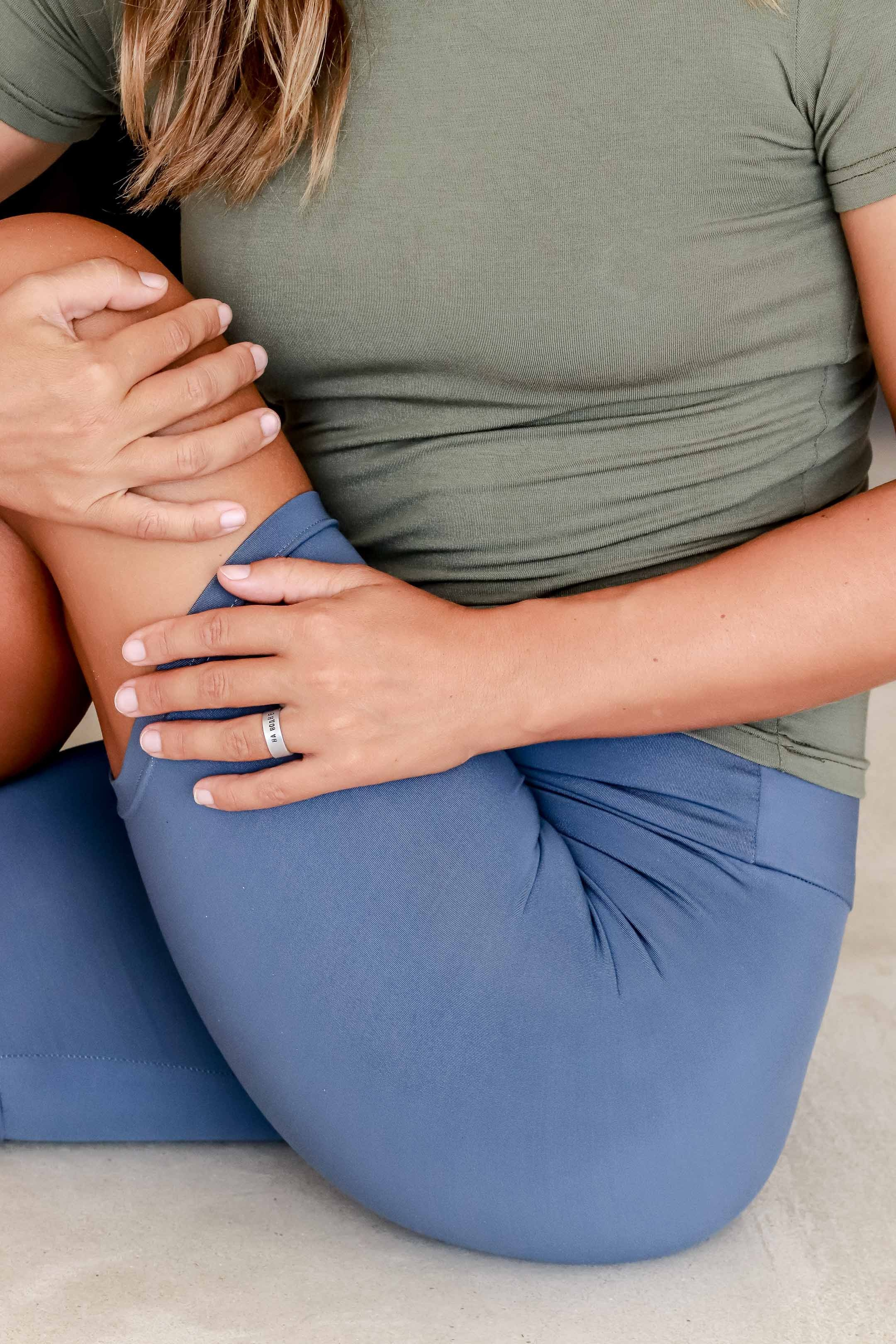 Коллекция спортивной одежды и купальников. Фотограф на Шри-Ланке