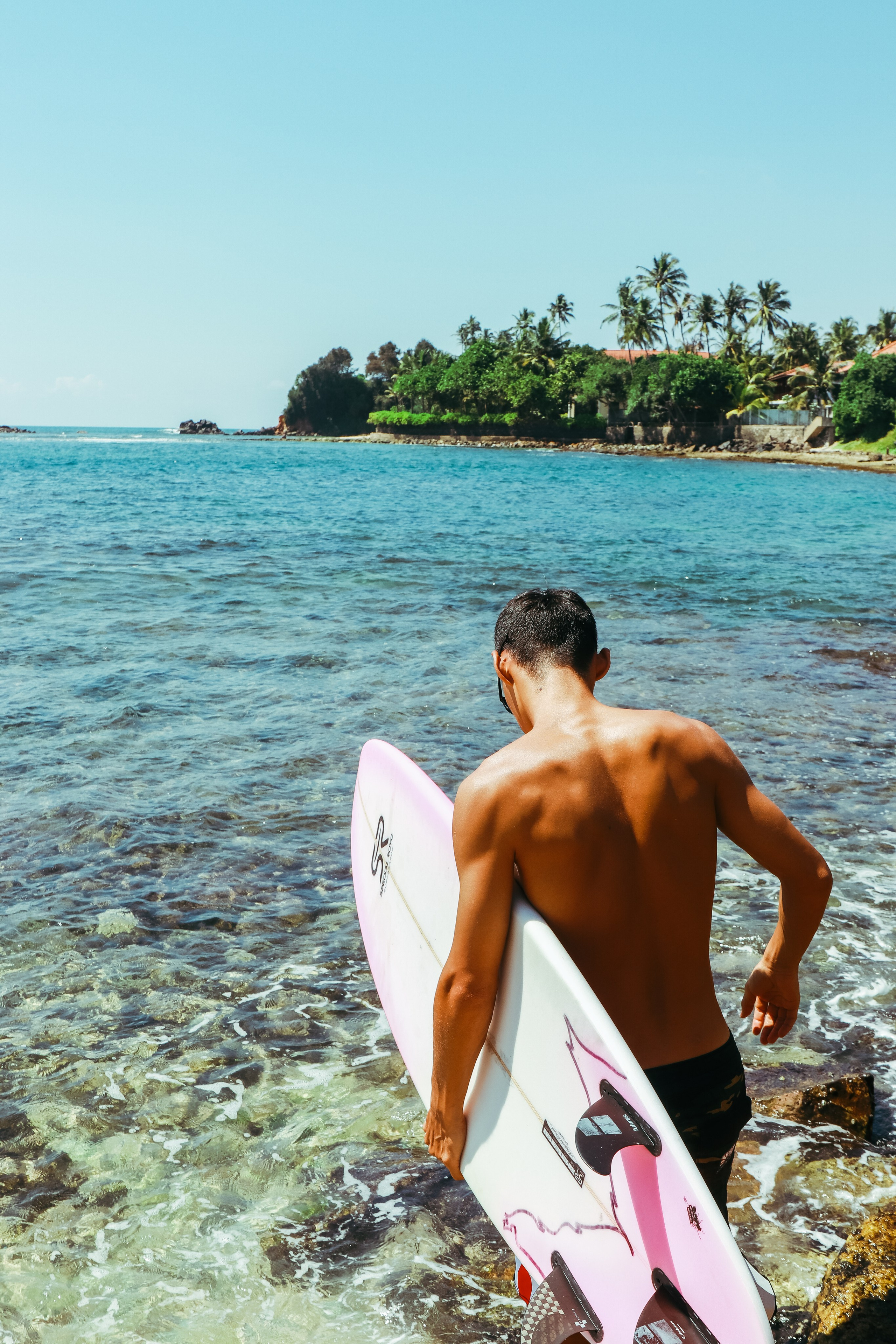 «Love Story с серфом в Ахангаме | Романтическая съемка с доской 7BDSurf. Фотограф на Шри-Ланке