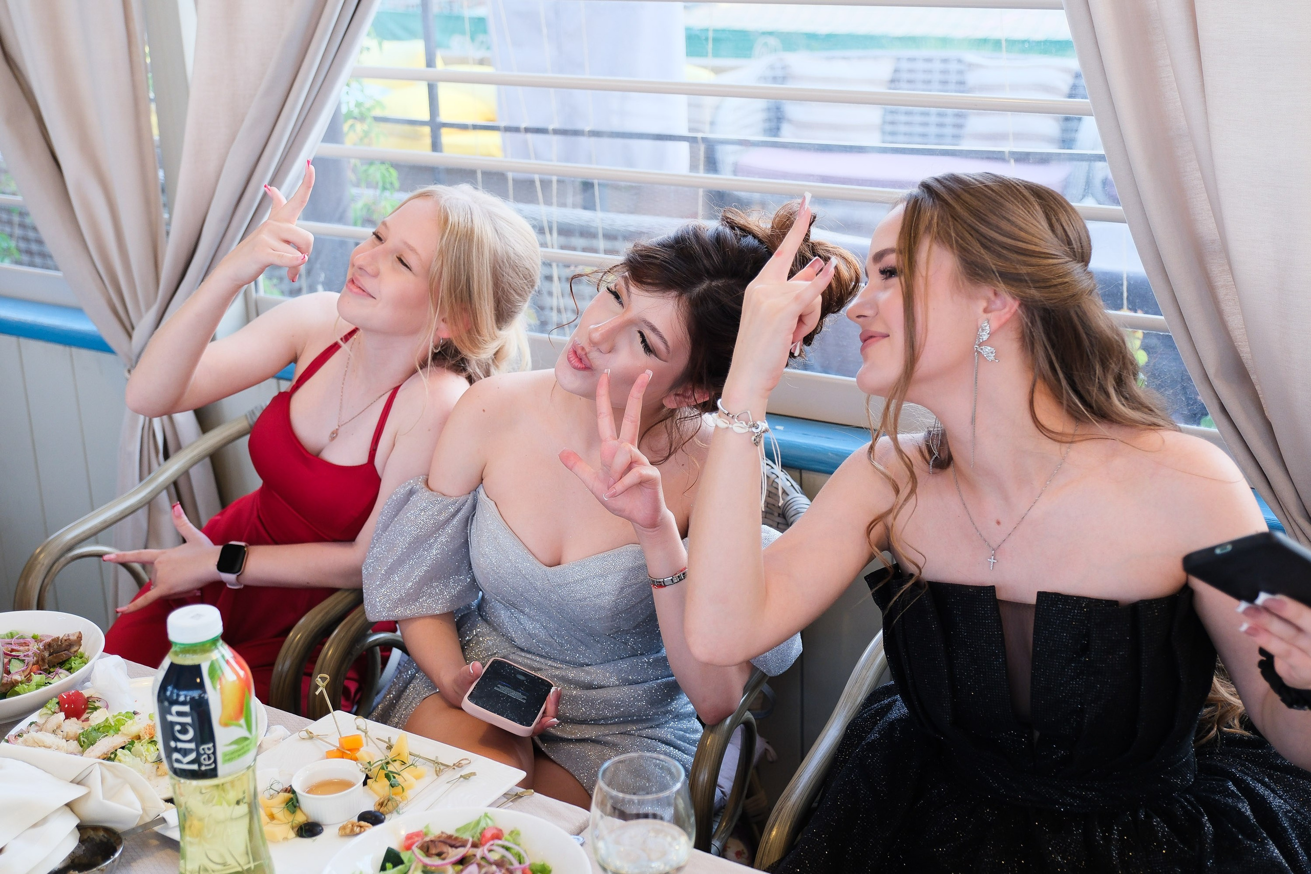 9 Класс Выпускной. Фотограф Анатолий Деникин