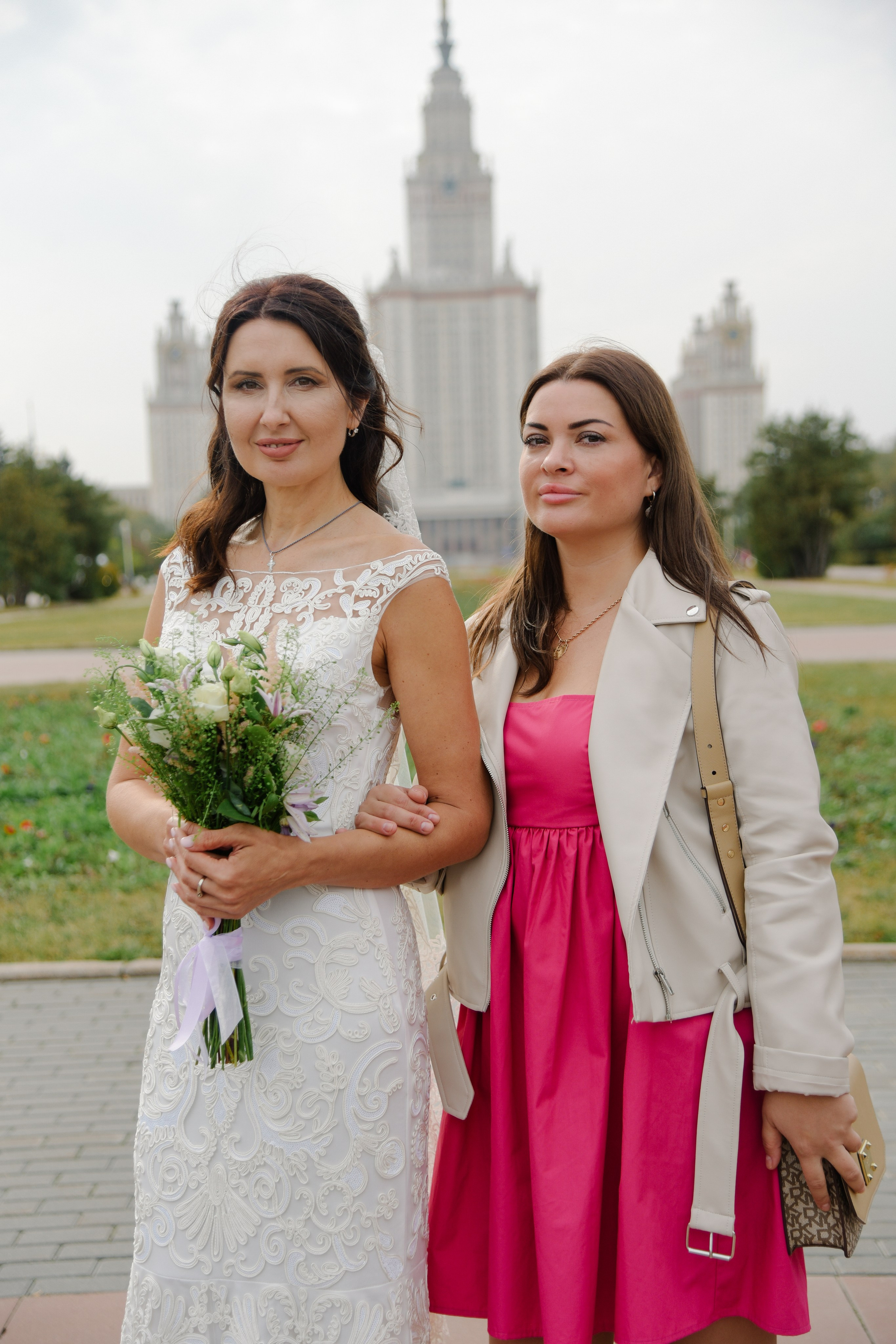 Венчание Храм Живоначальной Троицы на Воробьёвых горах. Фотограф Лола Волна, город Москва