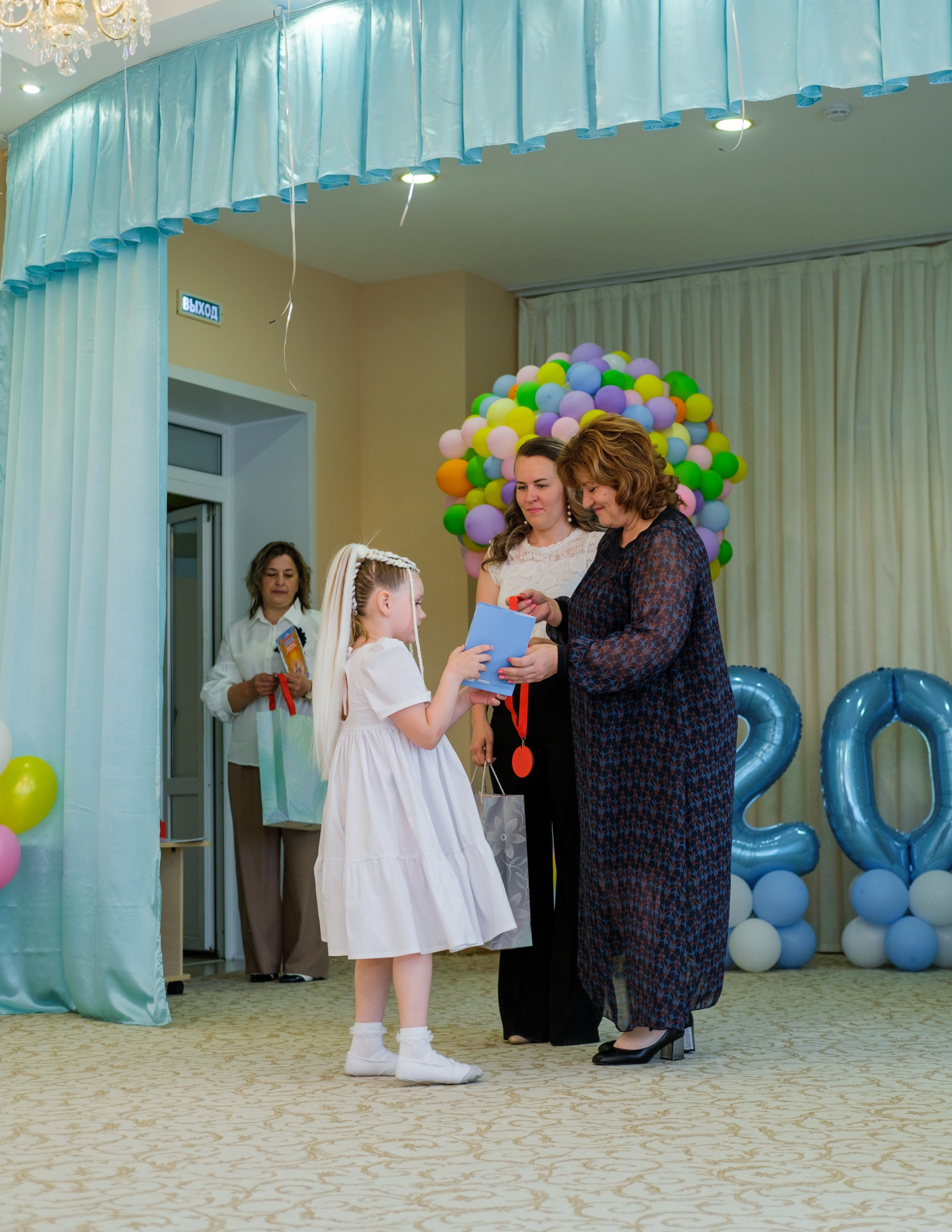 Выпускной 2023. Фотограф Софья Володкина