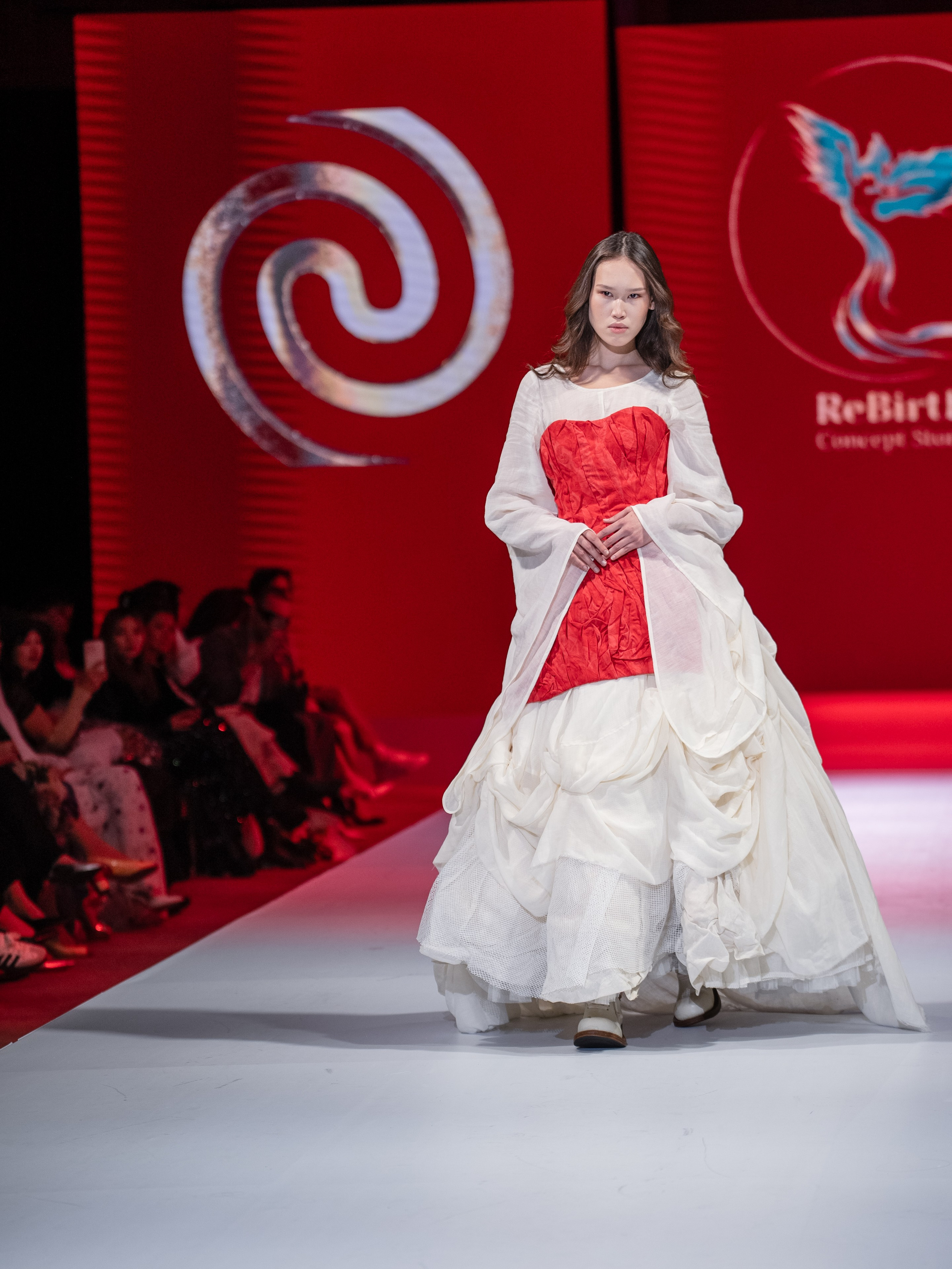 EURASIAN FASHION WEEK Reberth. Сайт Алматинского НЮ АРТ, будуар и фэшн фотографа Дениса Карпенко