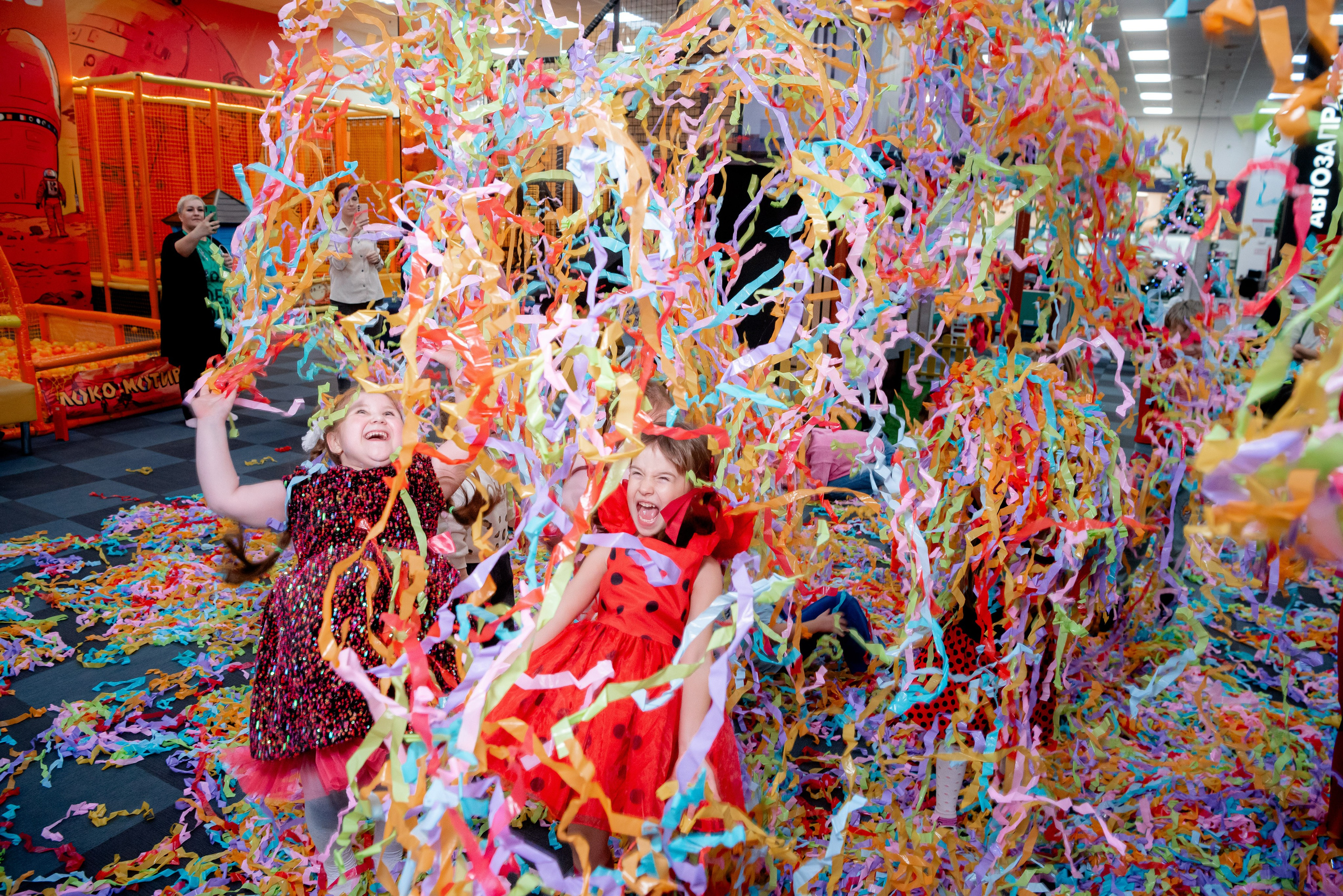 ДР в Локо Мотив Аниматоры Леди Баг. Фотограф в Волгограде и Волжском Александр Горбань