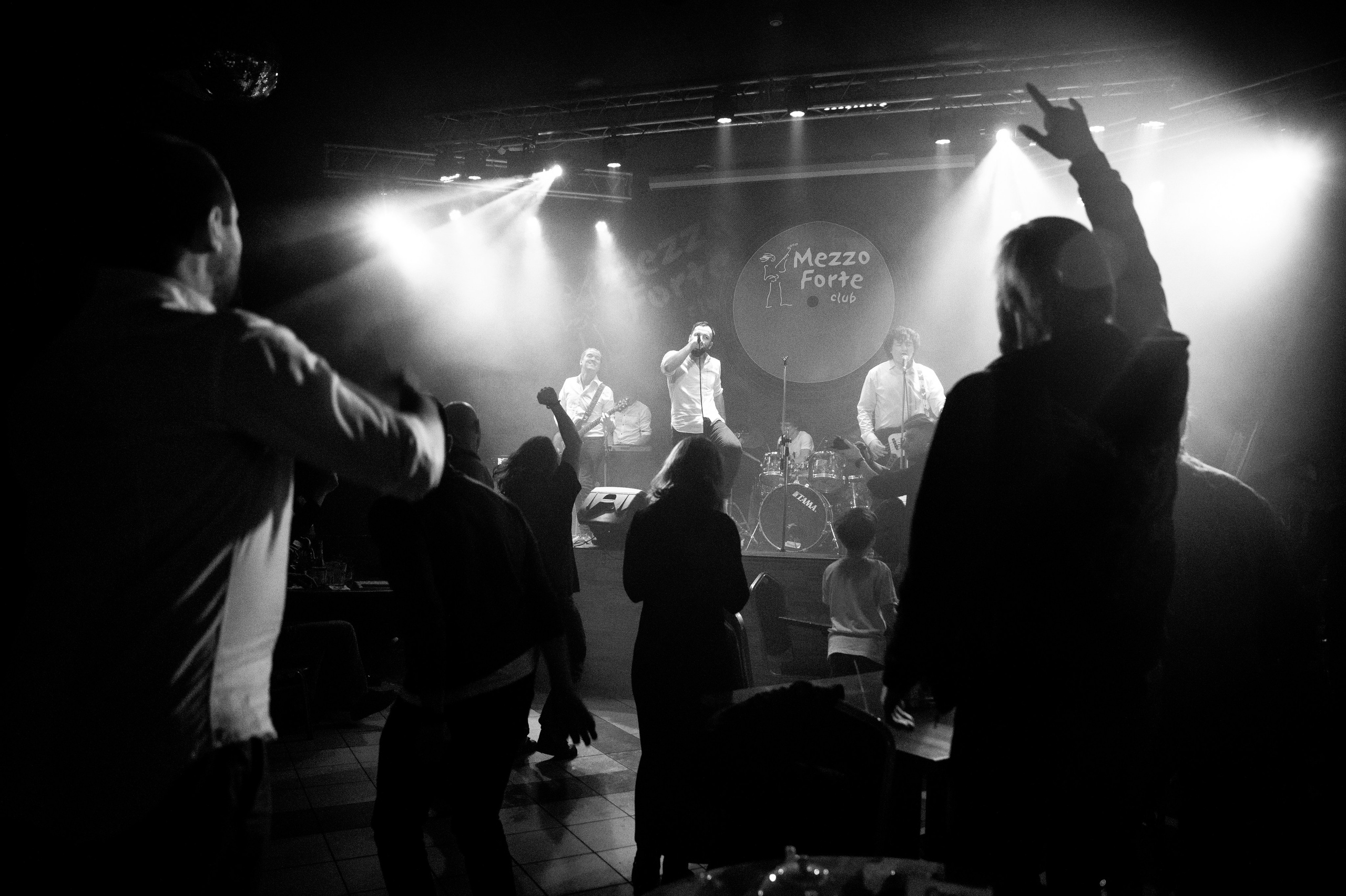 Концерт день дурака и разные люди. Свадебный и семейный фотограф Скрынник Светлана