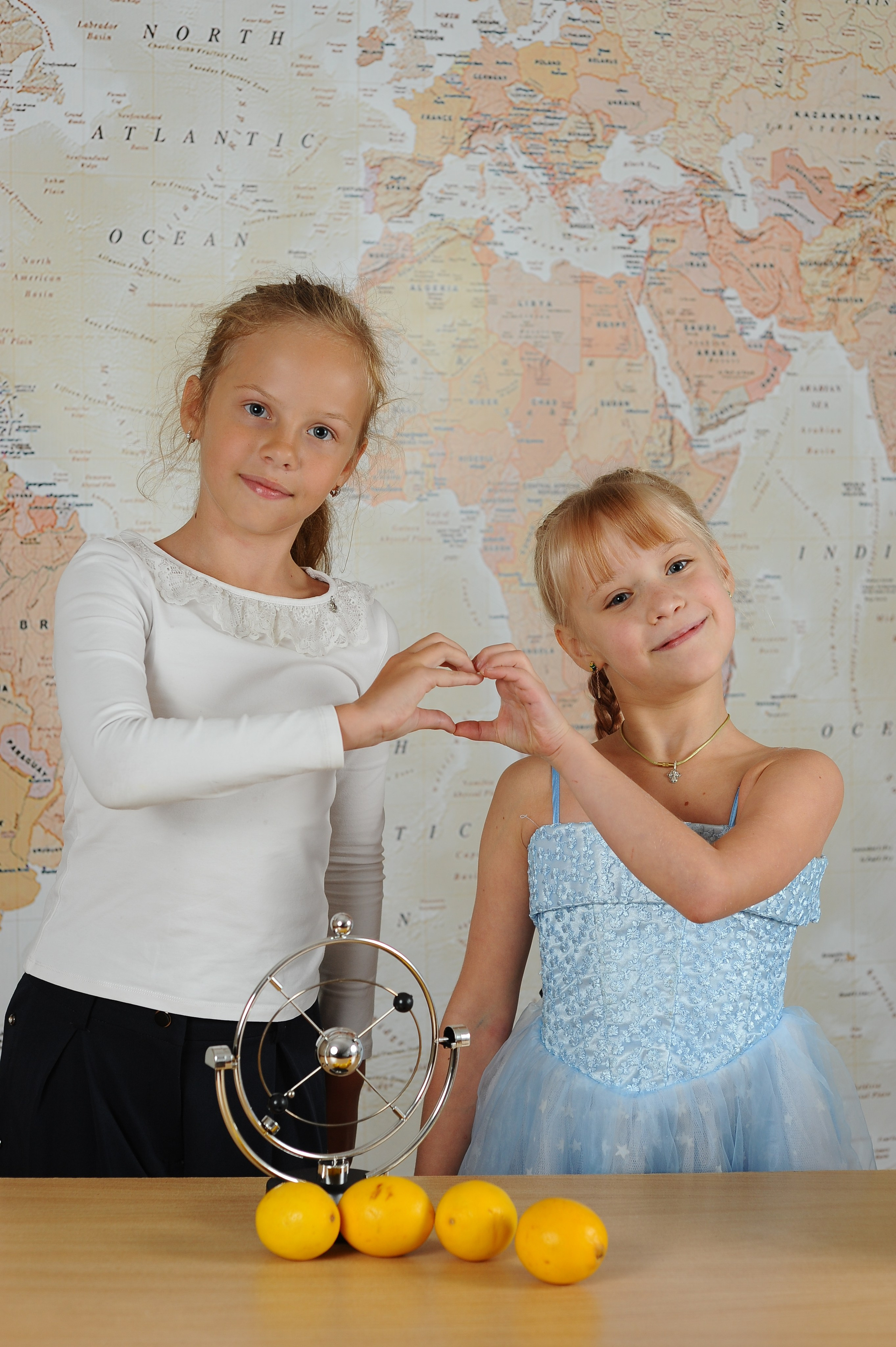 4 класс для альбома. Детский портрет