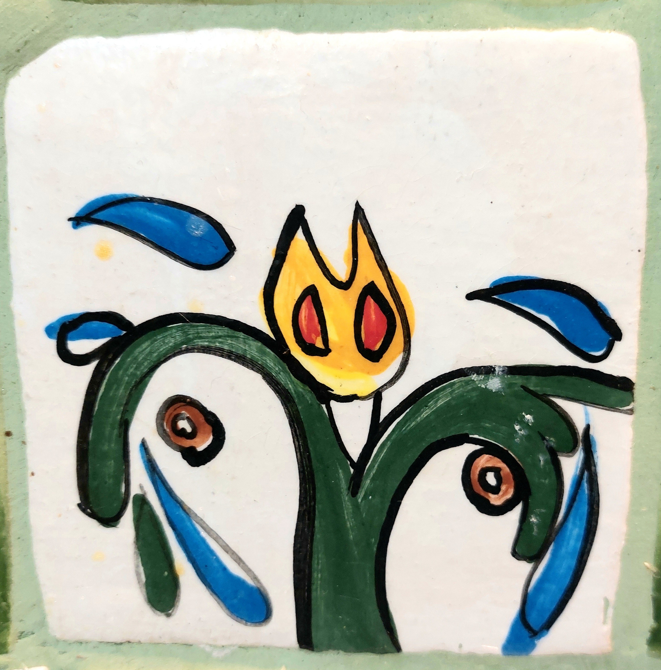 Много плиток-цветочков. Керамика с историей. Елена Рогалёва