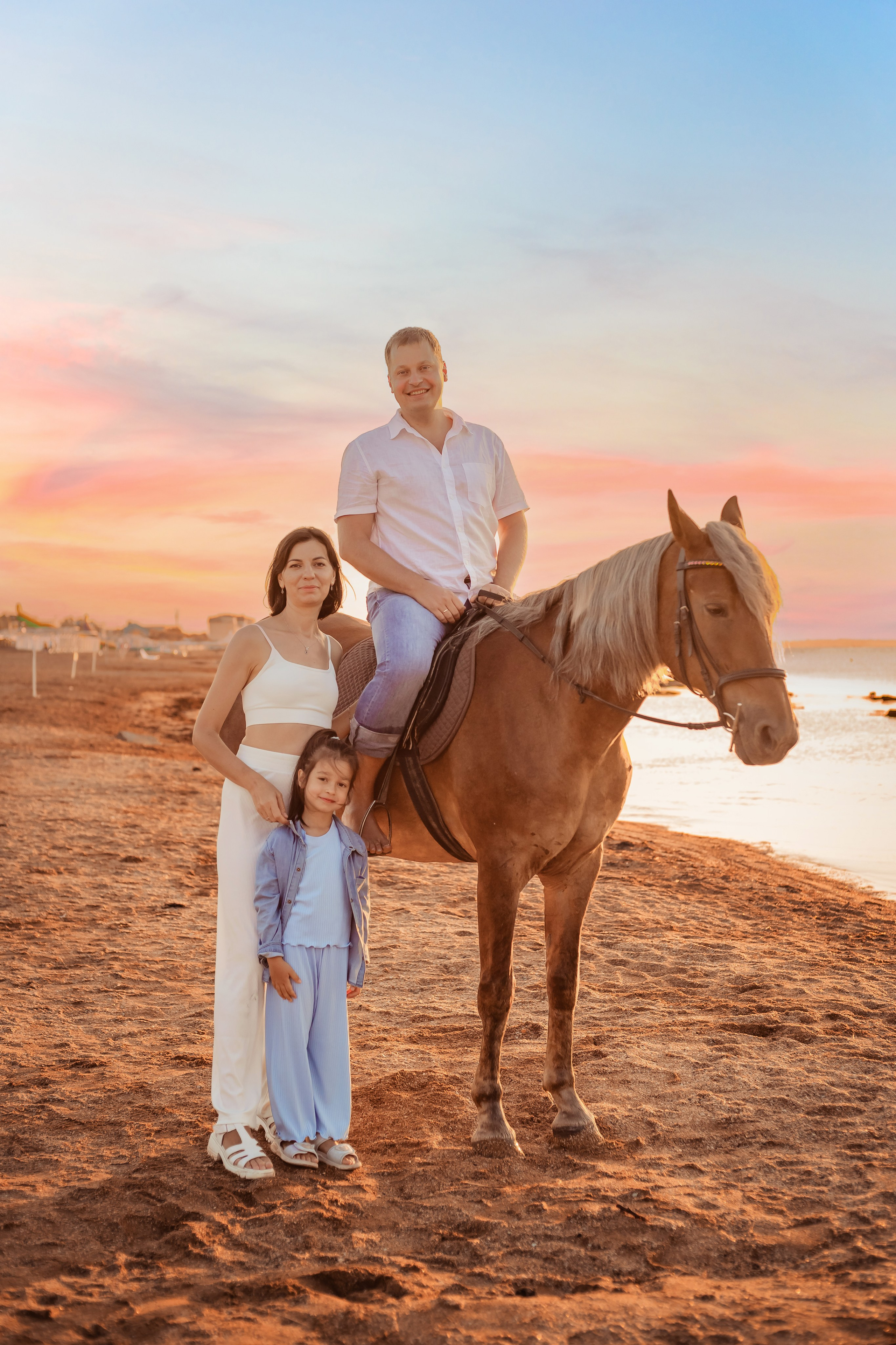 Фотосессия на море с лошадью. Фотограф в Феодосии Наталья Булгакова