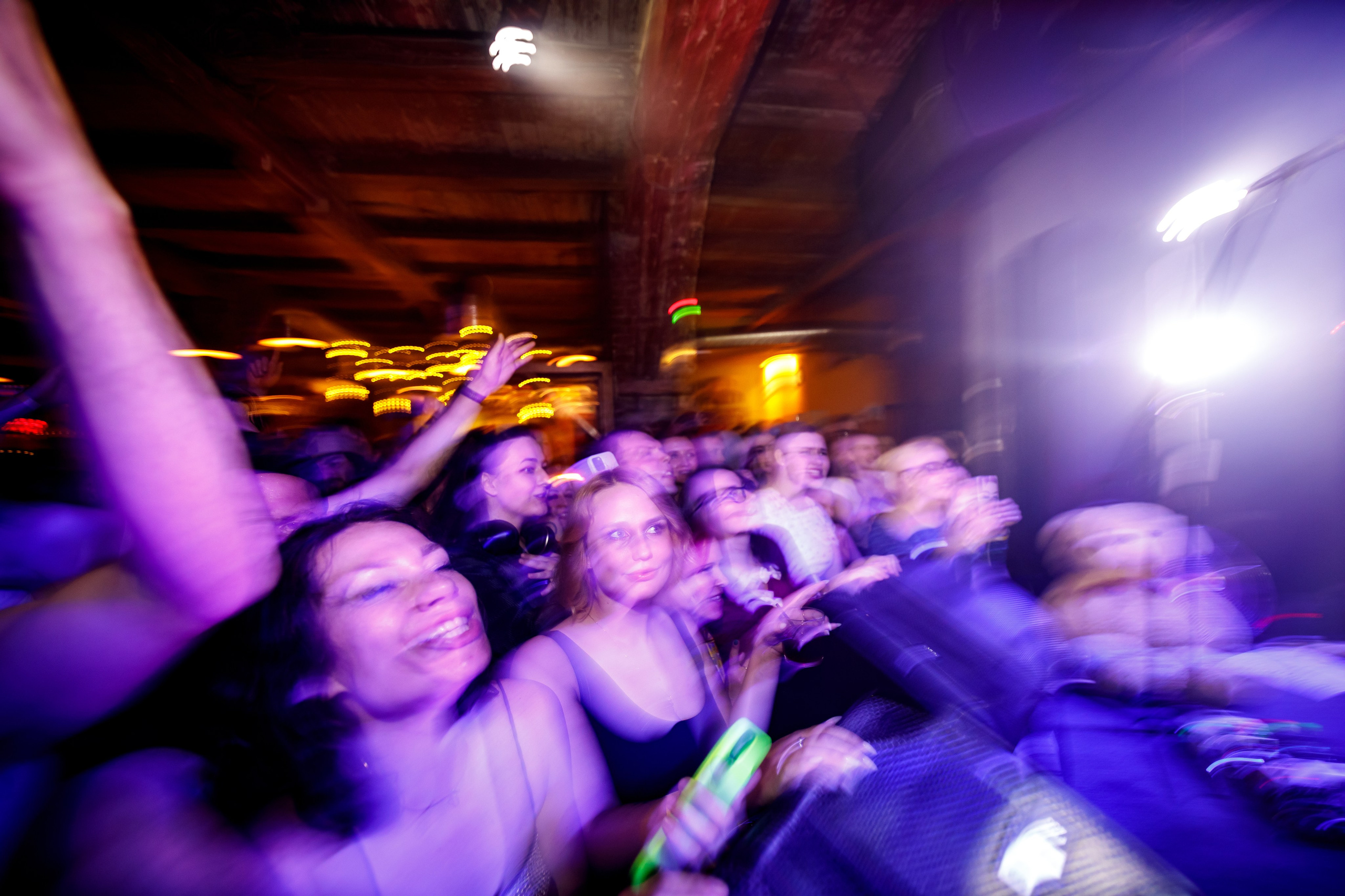 РАДИОПОМЕХИ. Фотограф Елена Богачева (lenalena_na_na_na)