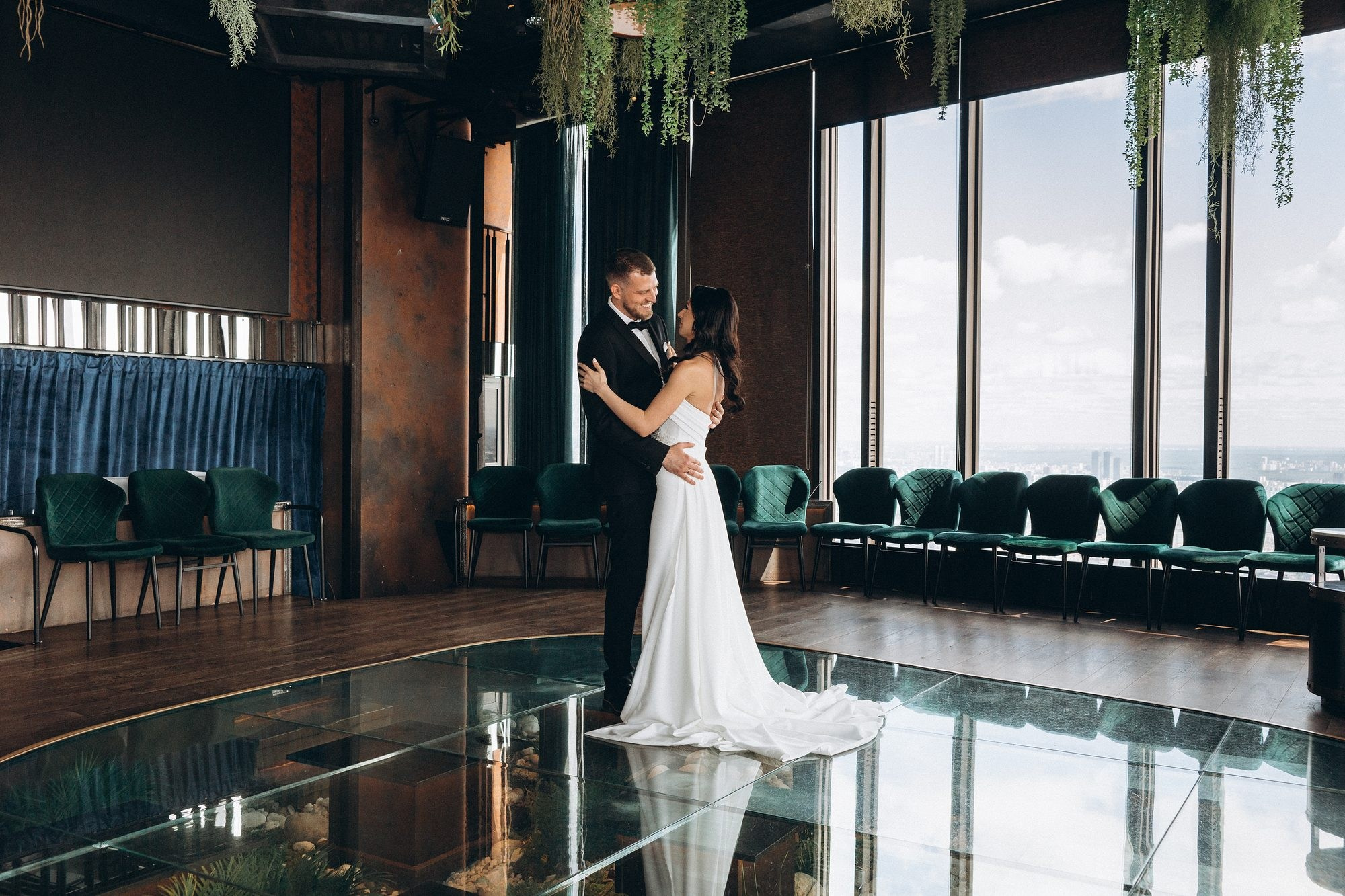 Свадебная фотосъемка в ресторане Birds. Сергей Гладков свадебный фотограф в Москве