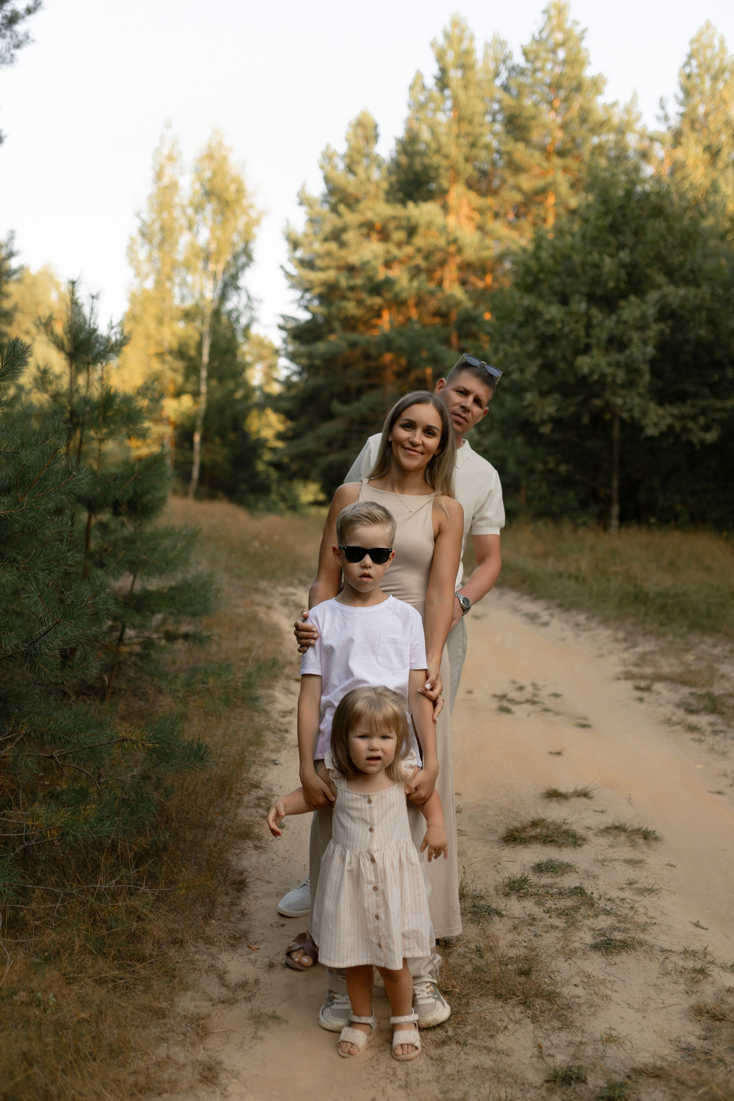 Алексей, Мария, Ваня и Варя. Фотограф Татьяна Семенова