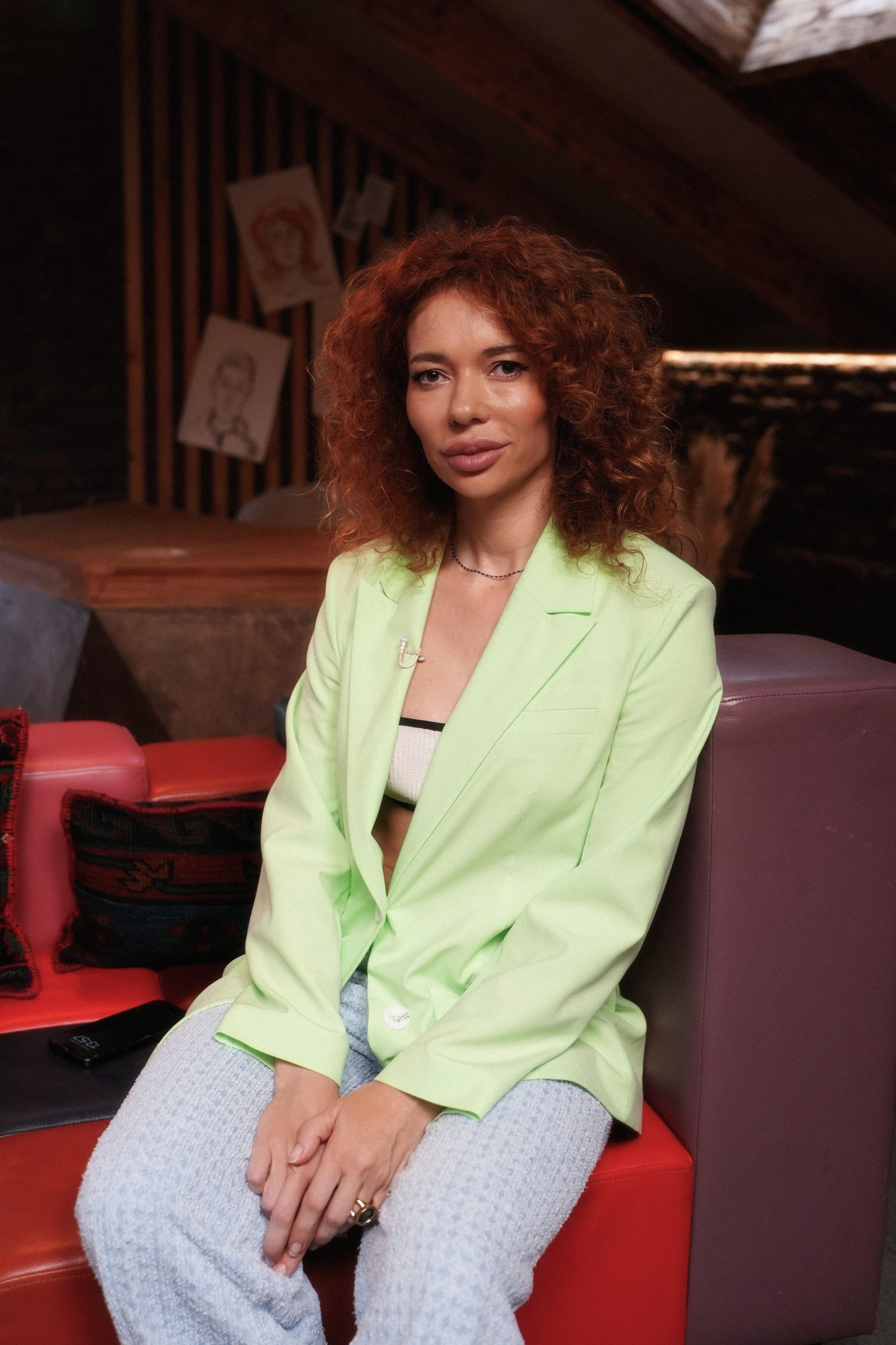 НОВОЕ СЛОВО. ANNA — PHOTOGRAPHER