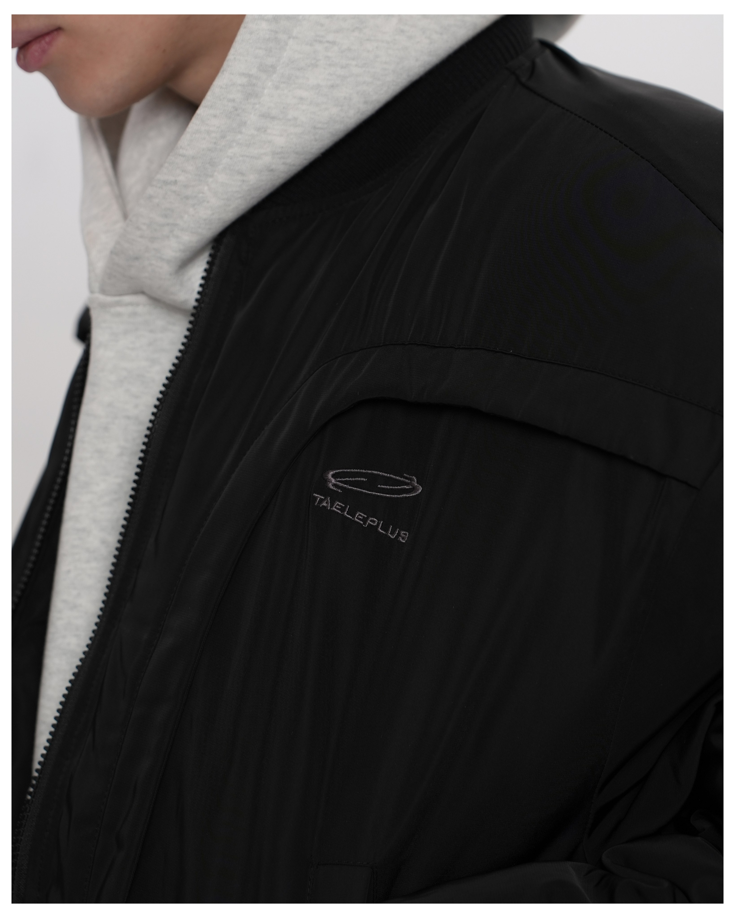 WAYS S'25 spring catalog. ANNA — PHOTOGRAPHER