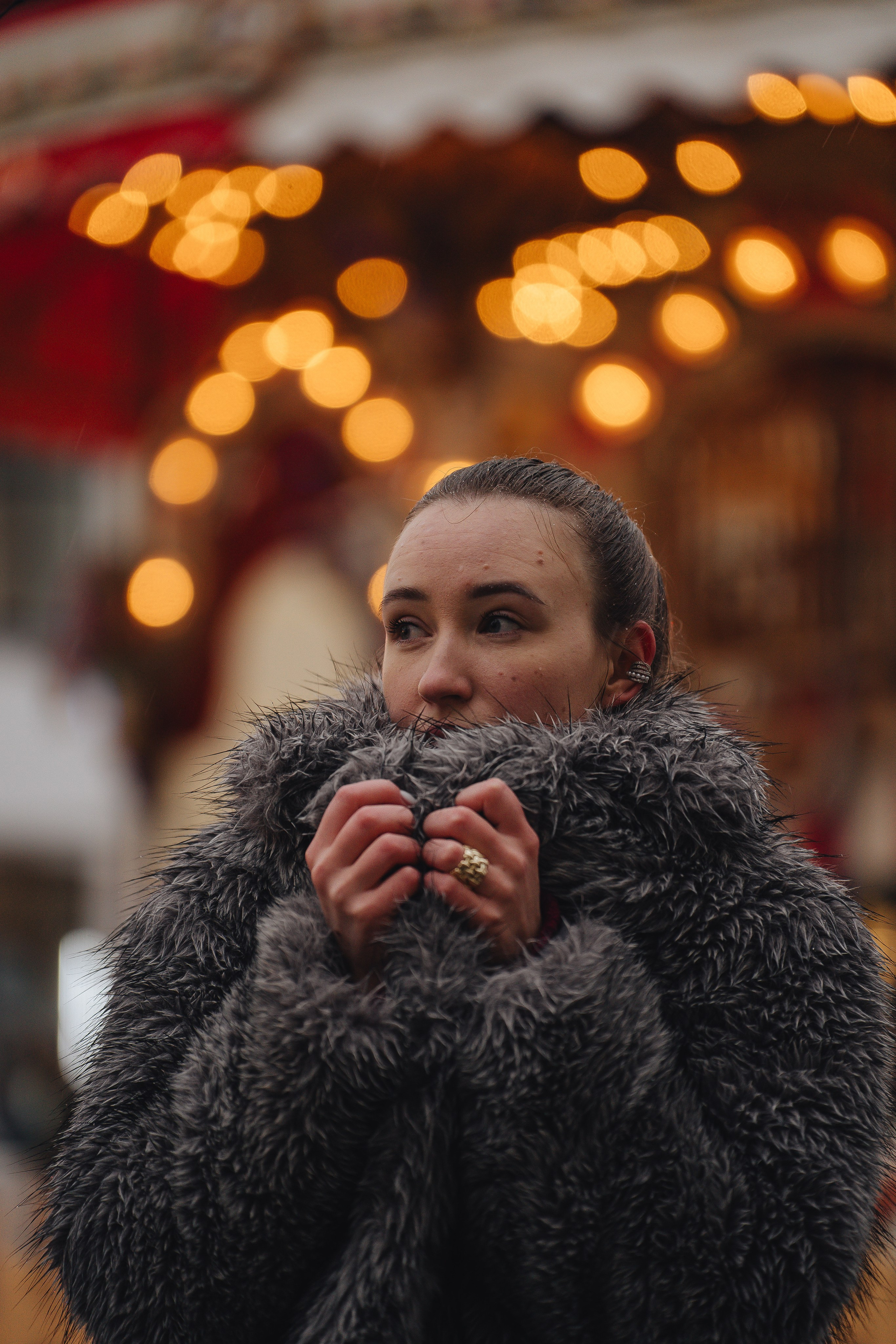 ПРОГУЛКА НА МАНЕЖНОЙ ПЛОЩАДИ ДЛЯ ДЕВУШКИ ПЕРЕД НОВЫМ ГОДОМ (НОВОГОДНЯЯ ФОТОСЕССИИЯ НА МАНЕЖНОЙ ПЛОЩАДИ). Профессиональный фотограф, Санкт-Петербург — Виктория Богомолова