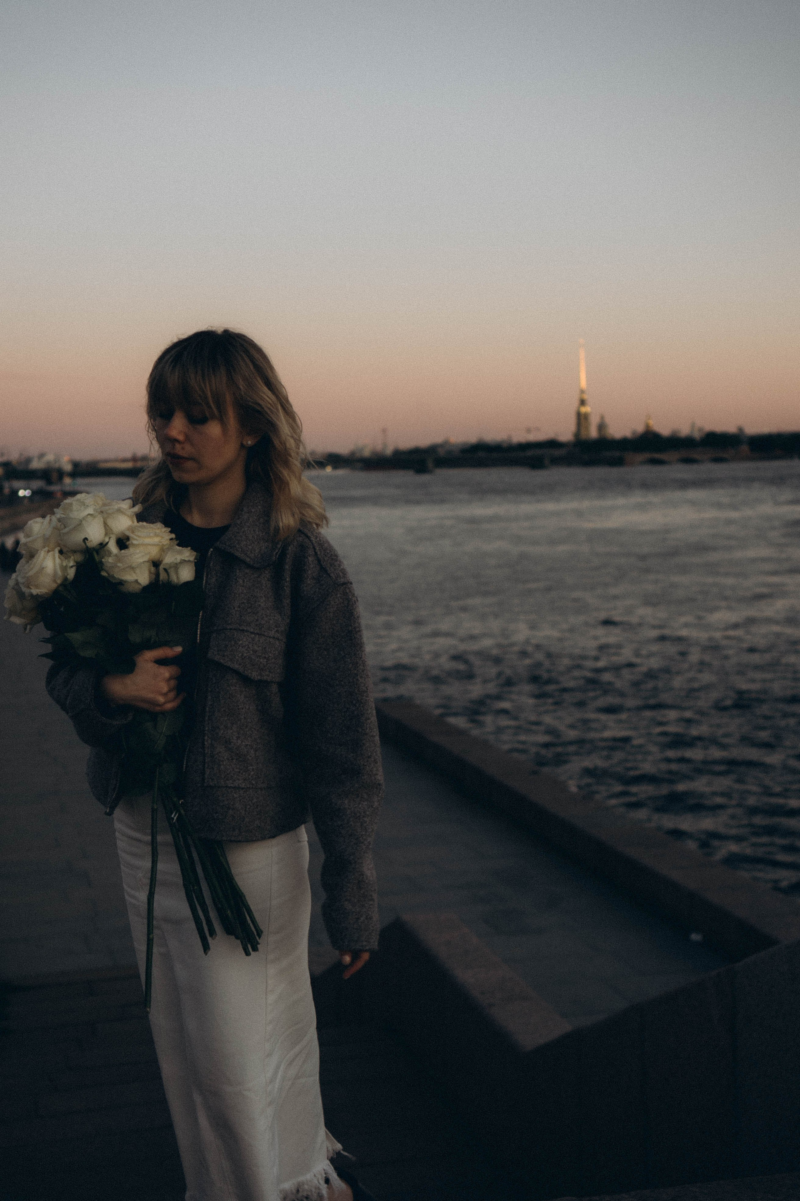 ПРОГУЛКА ПО ГОРОДУ В БЕЛЫЕ НОЧИ (другой вариант). Профессиональный фотограф, Санкт-Петербург — Виктория Богомолова