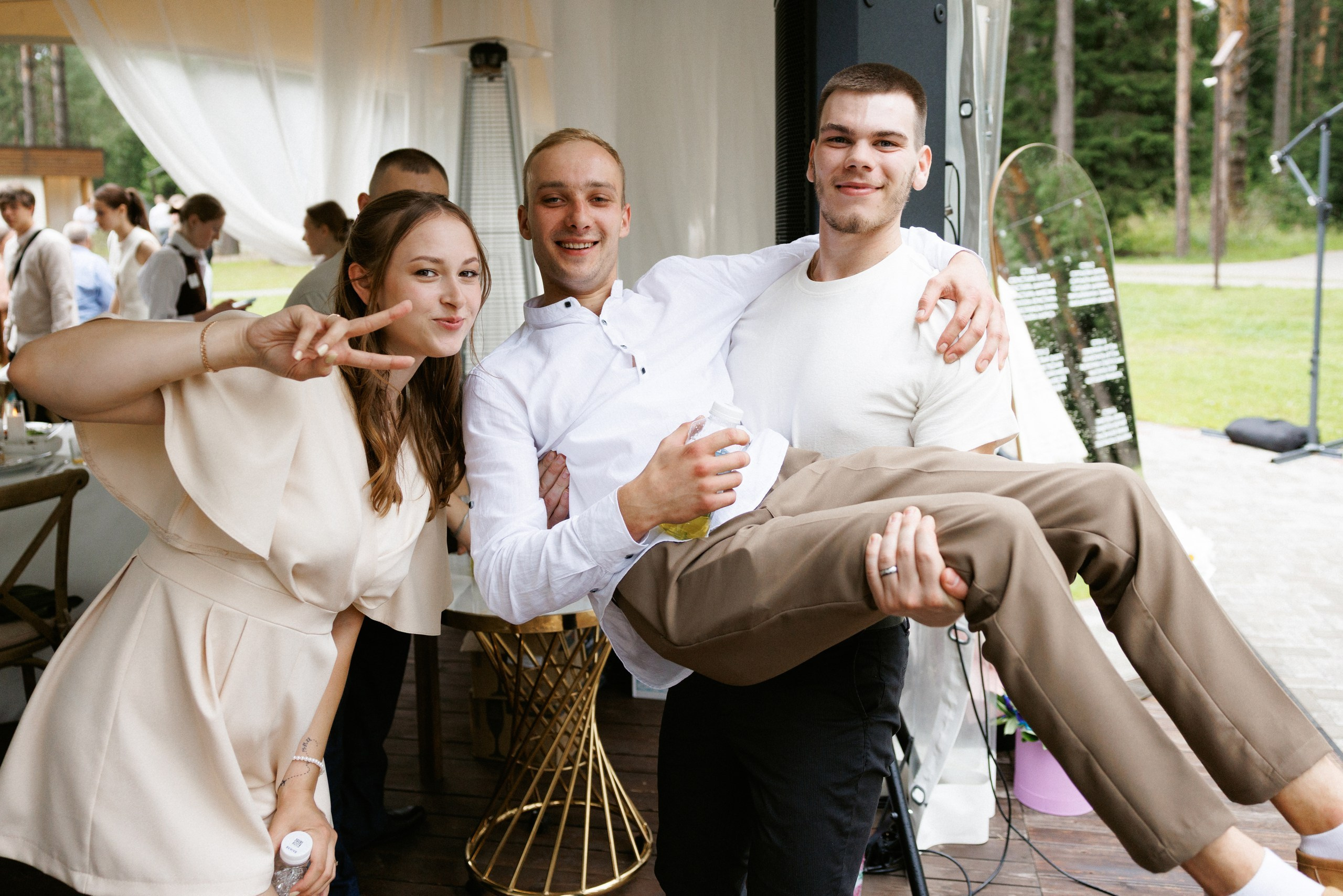 Свадьба под шёпот деревьев. Свадебный и семейный фотограф в Твери, Москве, Санкт-Петербурге