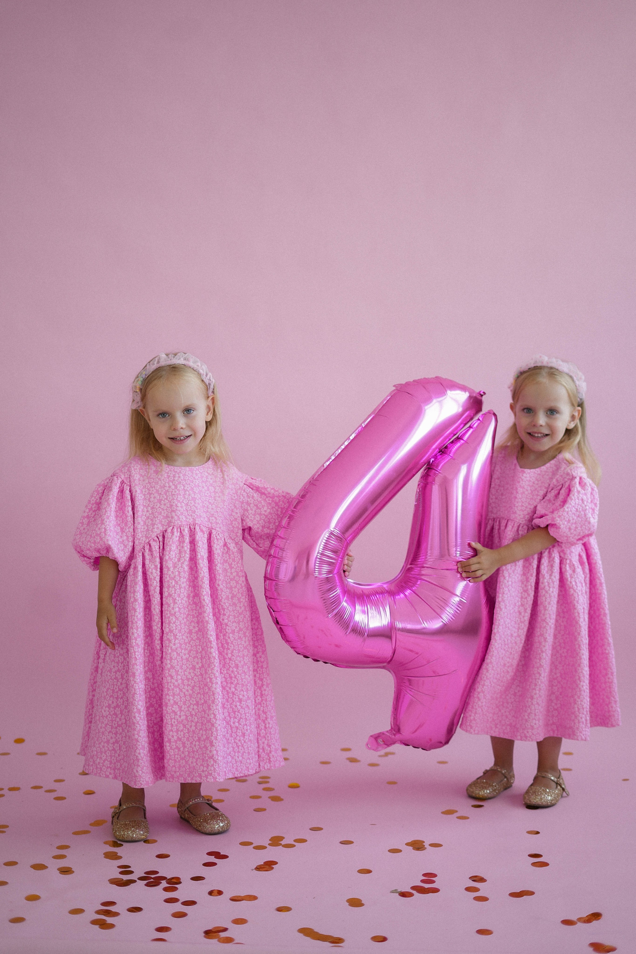 Катя и Варя день рождение. Фотограф Волгоград Анастасия Ли