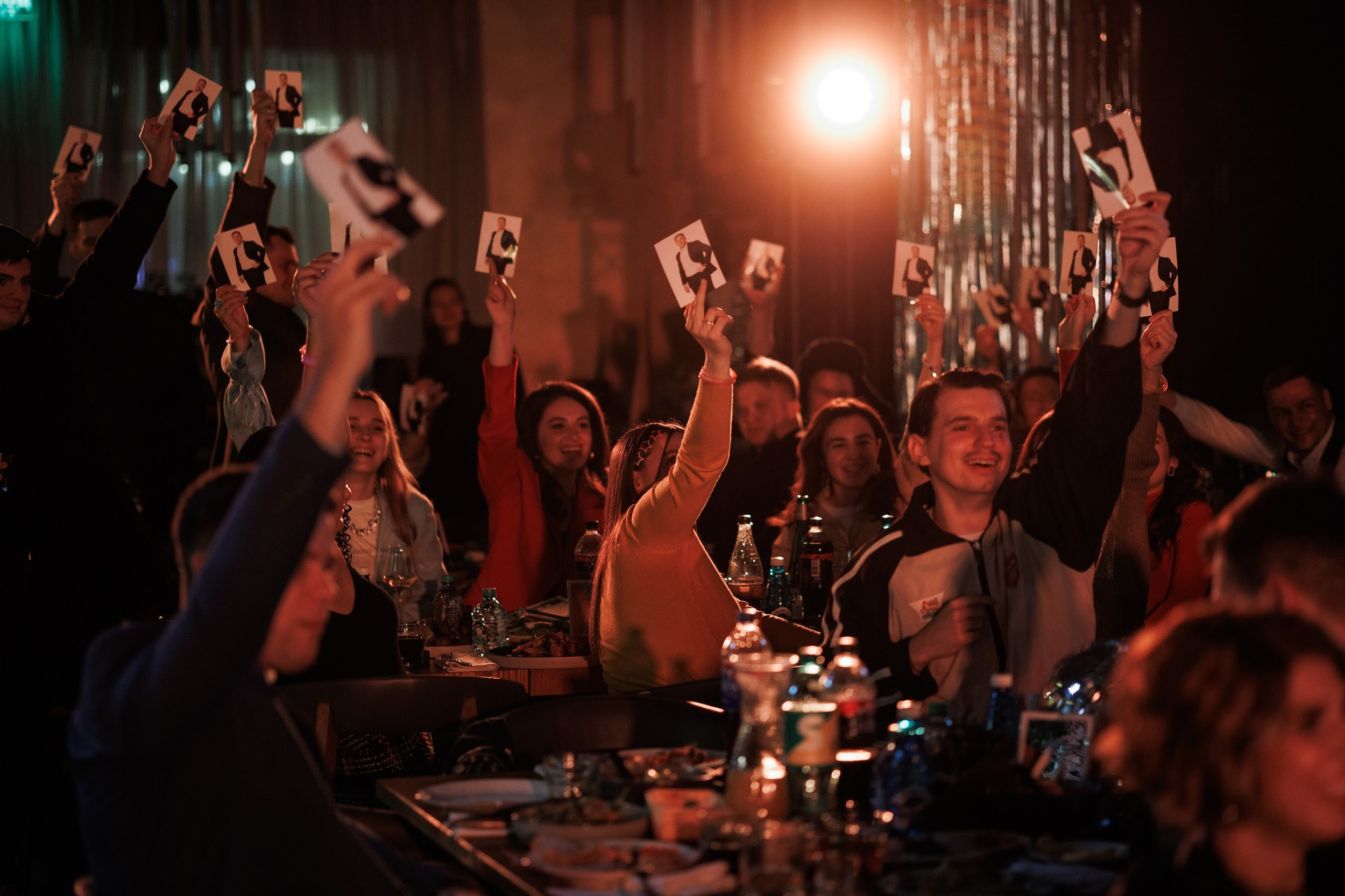 Новый год в стиле 90-х. Свадебное и event агентство До Мурашек Ростов-на-Дону