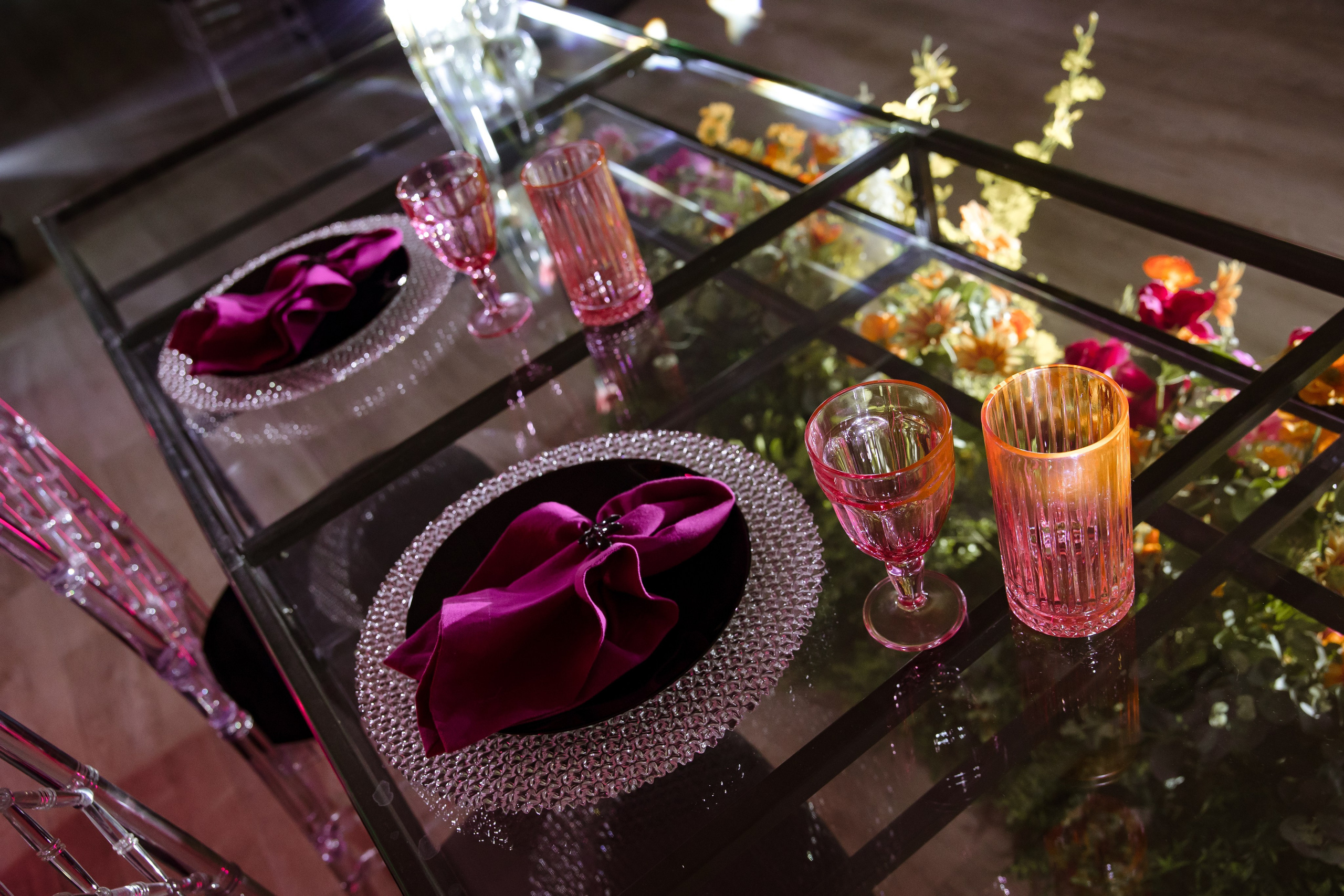 Яркая свадьба в «Нет на карте» в Самаре. Свадебный и семейный фотограф в Самаре и Тольятти | Елена Топанцева