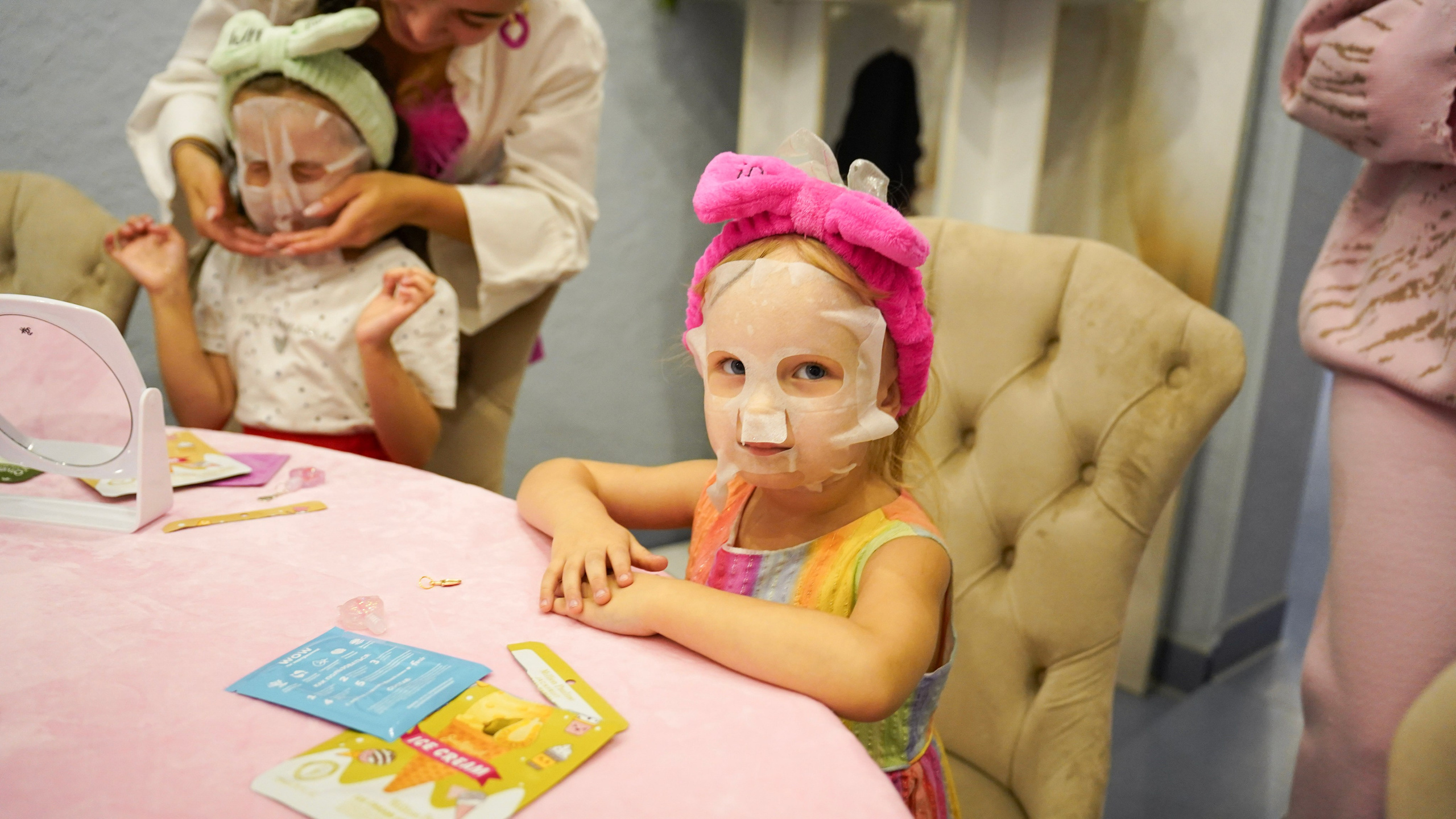 Спа-девичник на День Рождения (1). Афропрически, косы, прически с канекалоном в г. Клин