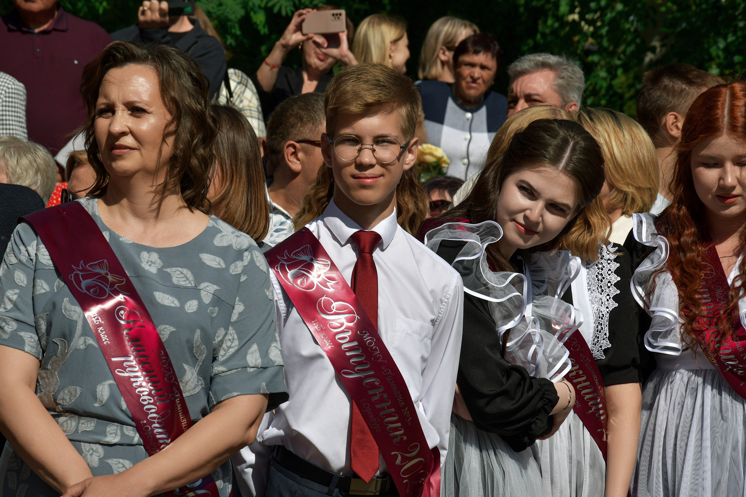 Линейка Гимназия Nº3. Фотограф Оренбург I Кристина Подольская