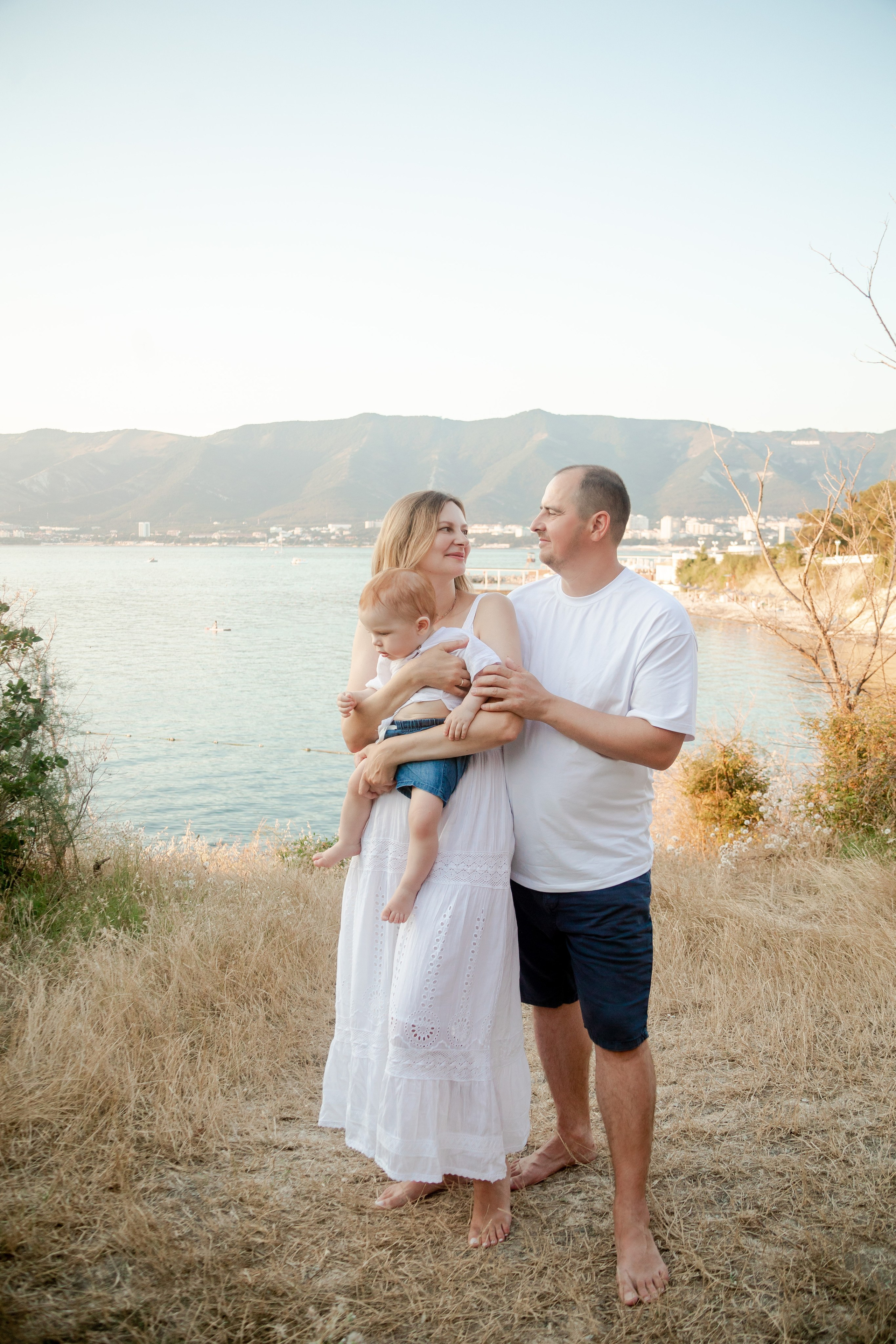 Евгения и Иван 1 год. Фотограф в Геленджике, Архипо-Осиповке, Абрау-Дюрсо, Кринице Виктория