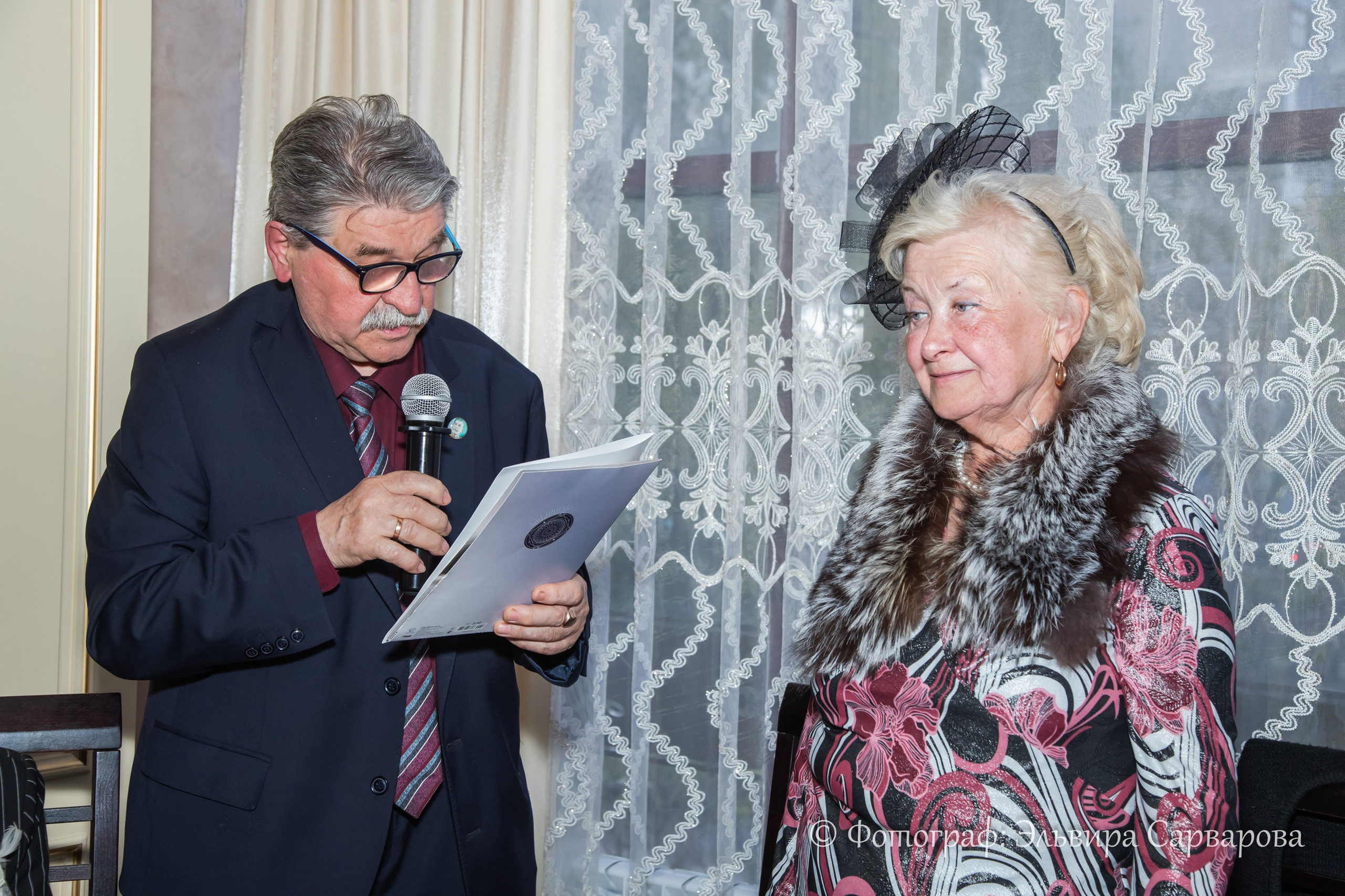 Гангстерская вечеринка в стиле 1920-х. Репортажный Фотограф