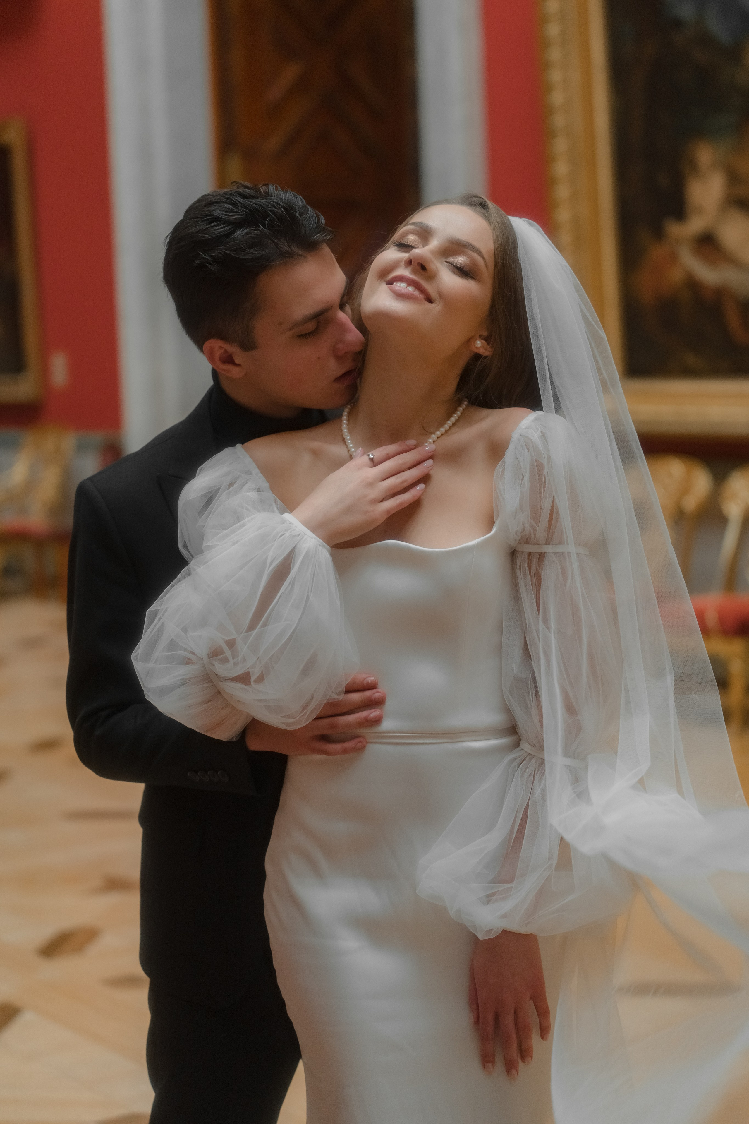 Фотосессия в Эрмитаже упрекрасно передаст Ваш стиль свадьбы!