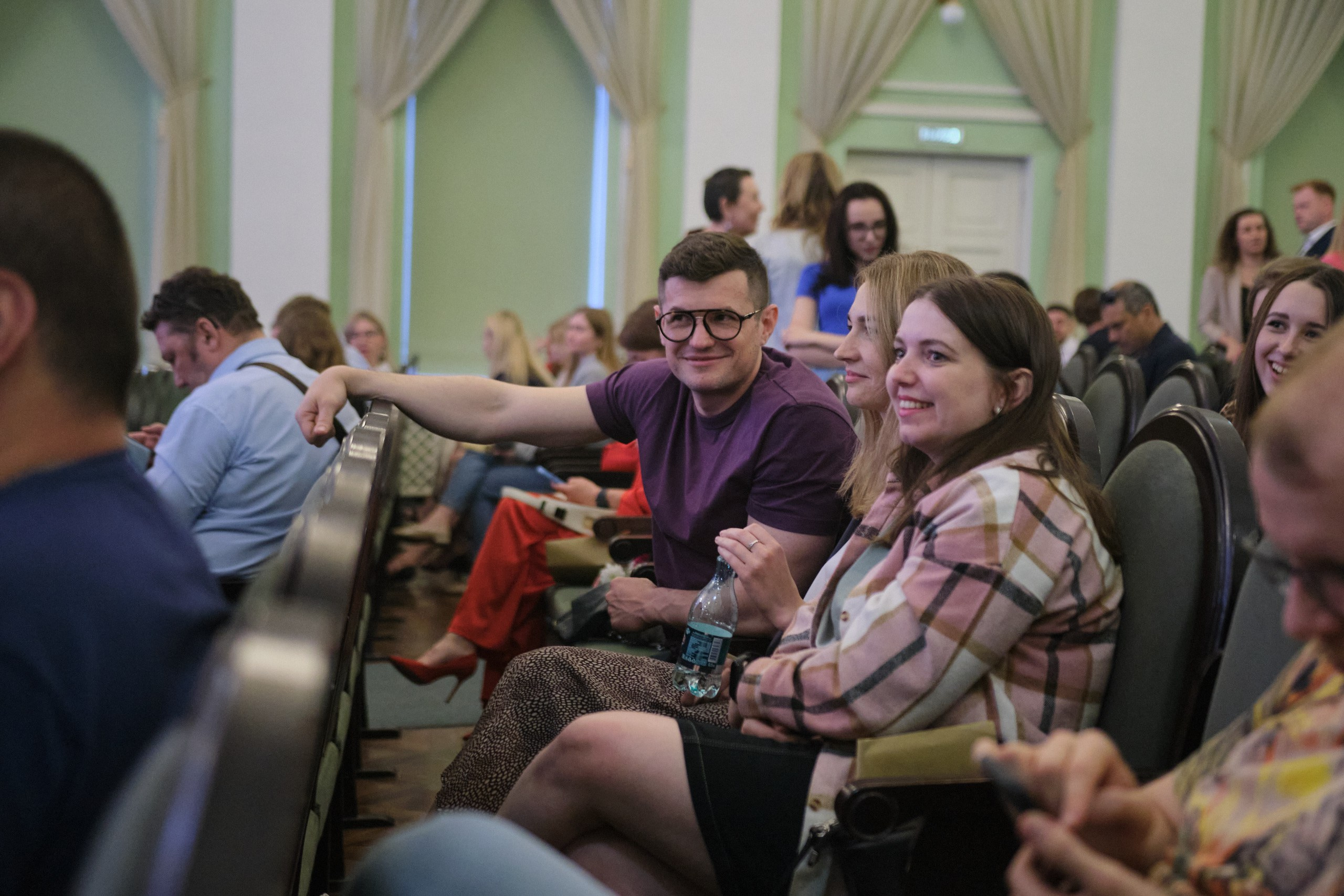 Мисс Корона Сибири. Антон Ив