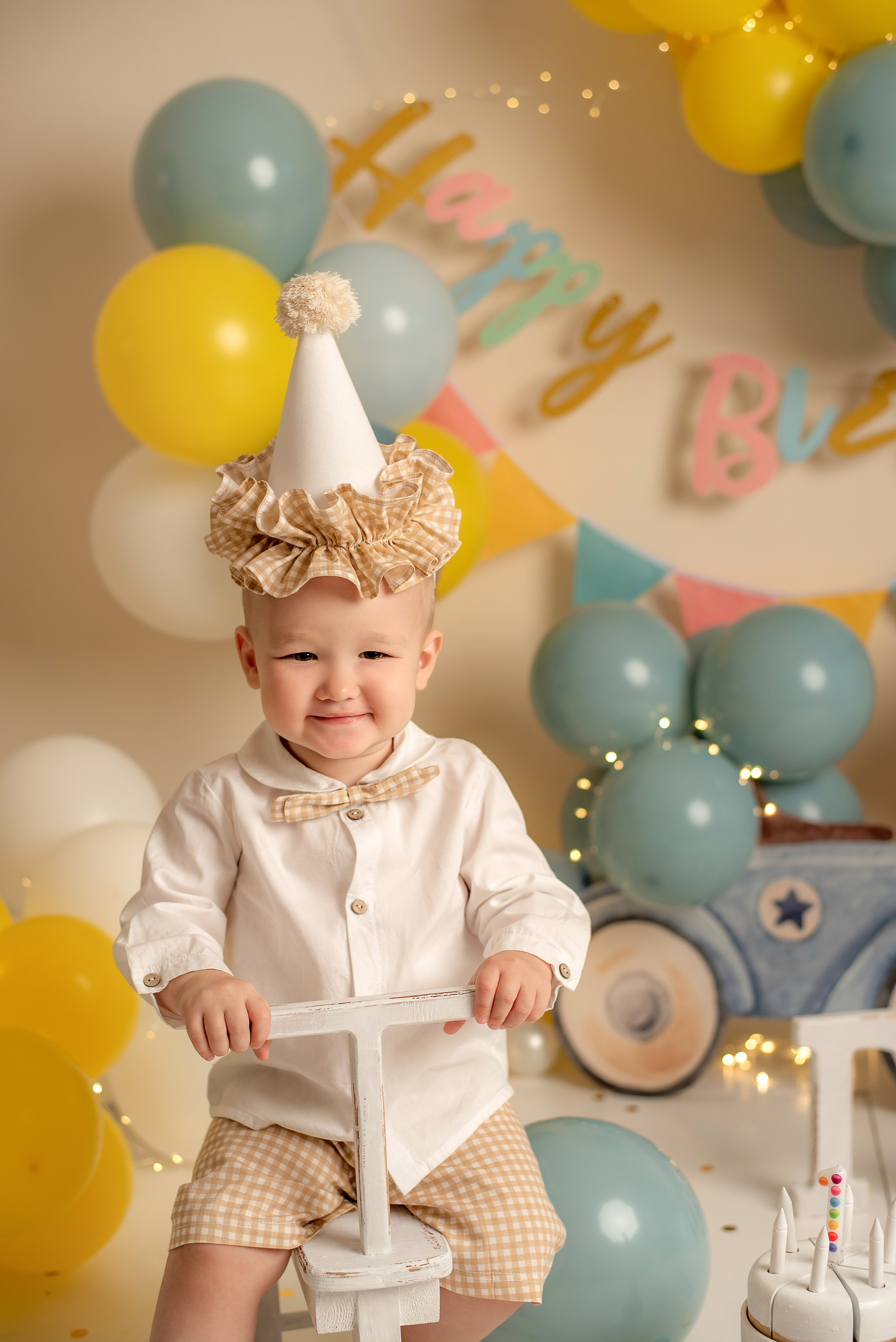 Коленька- яркая фотозона. Семейный и детский фотограф Наталья Горда