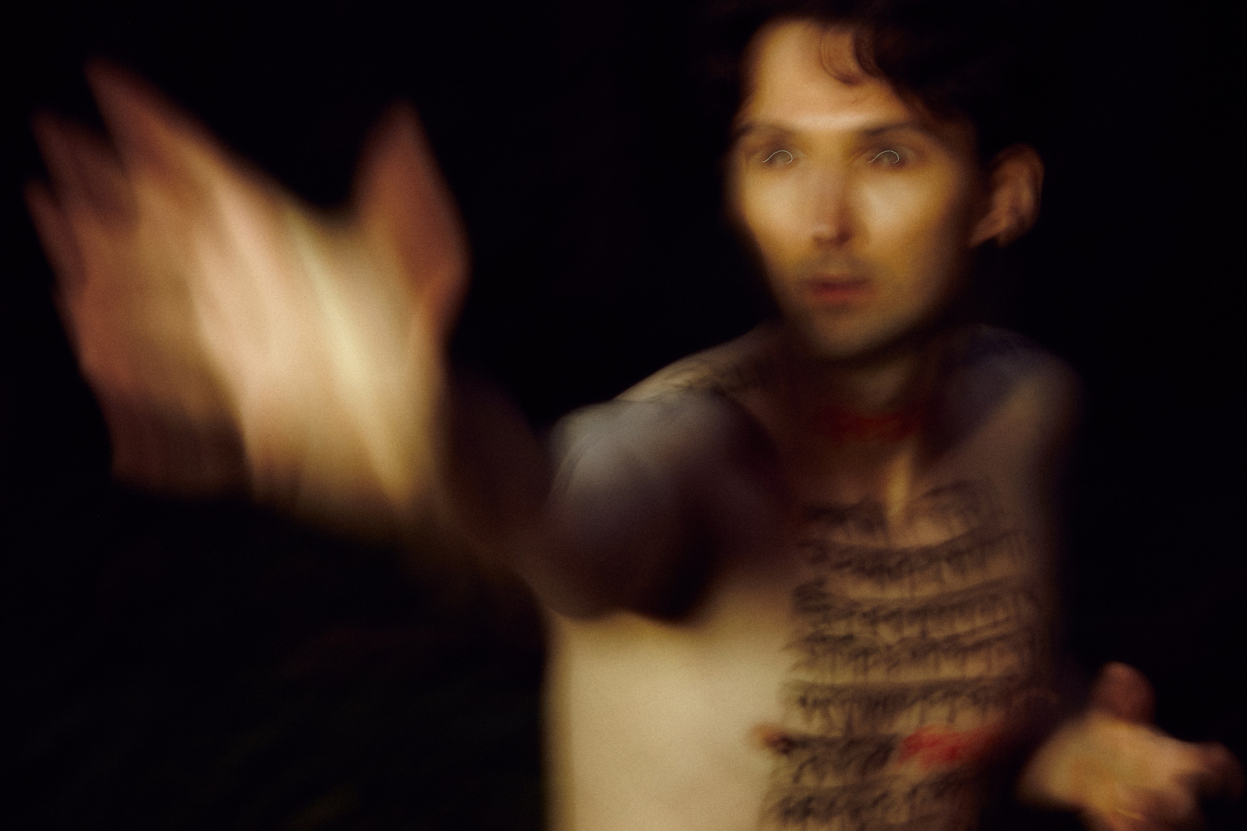 The body as broken manuscript. Фотограф Елизавета Маслова. Москва. Art, Fashion