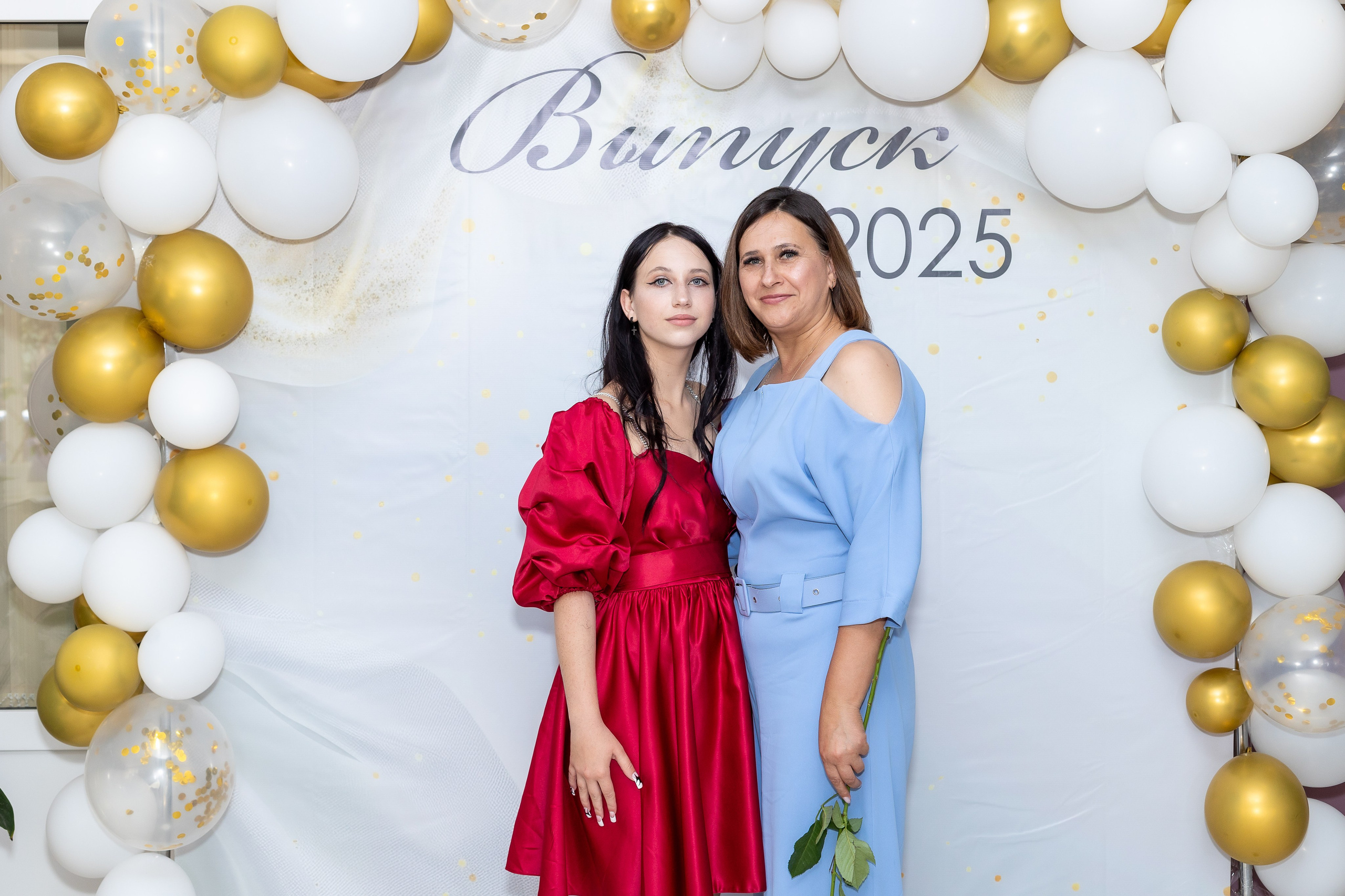 Вручение аттестата 2025. Выпускные альбомы Майкоп, Краснодар Елена Золотарева