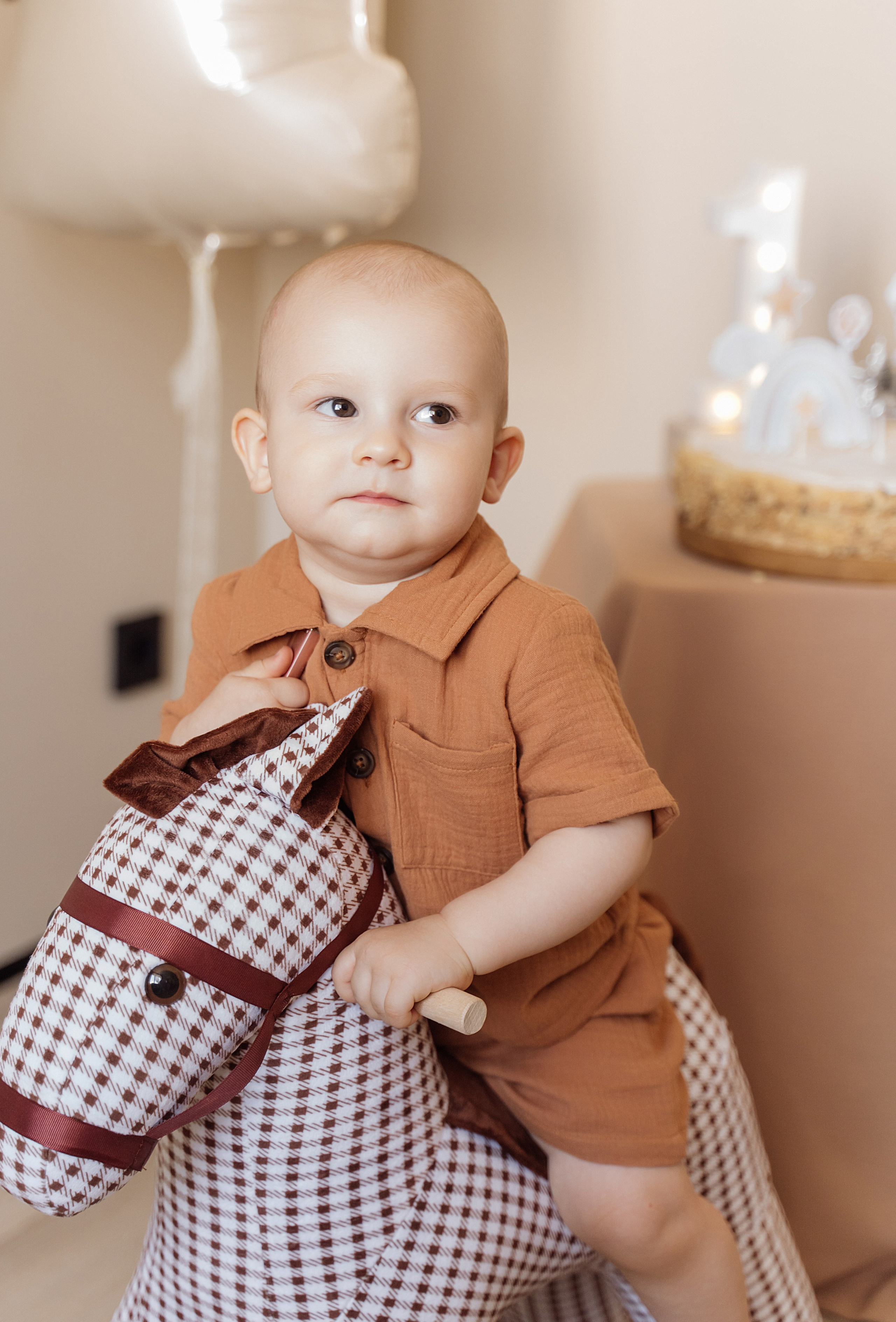 1 годик Русланчику (снимли дома). Свадебный фотограф